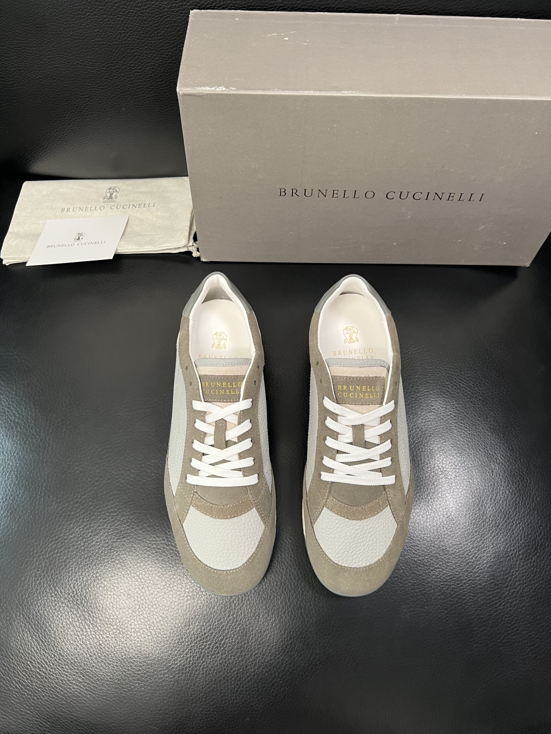 Brunello Cucinelli  高品质 顶级工艺品  BC  专柜同步原厂配置，意大利进口牛皮面