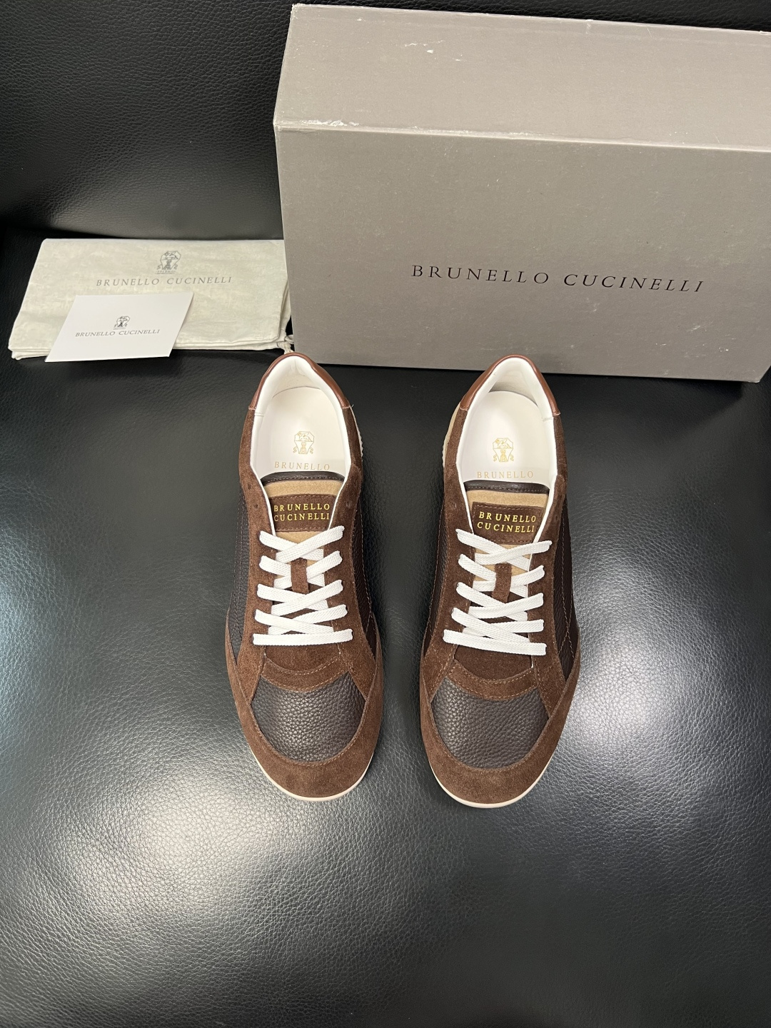 Brunello Cucinelli  高品质 顶级工艺品  BC  专柜同步原厂配置，意大利进口牛皮面