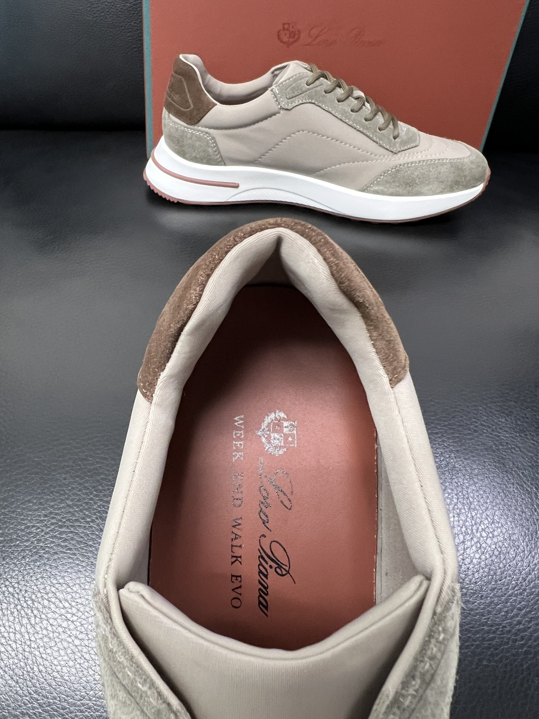 Loro Piana  高品质  顶级工艺品  诺悠翩雅  新品专柜同步原厂配置，鞋面意大利进口牛皮面料