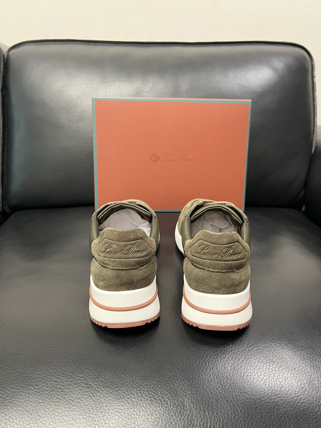Loro Piana  高品质  顶级工艺品  诺悠翩雅  新品专柜同步原厂配置，鞋面意大利进口牛皮面料