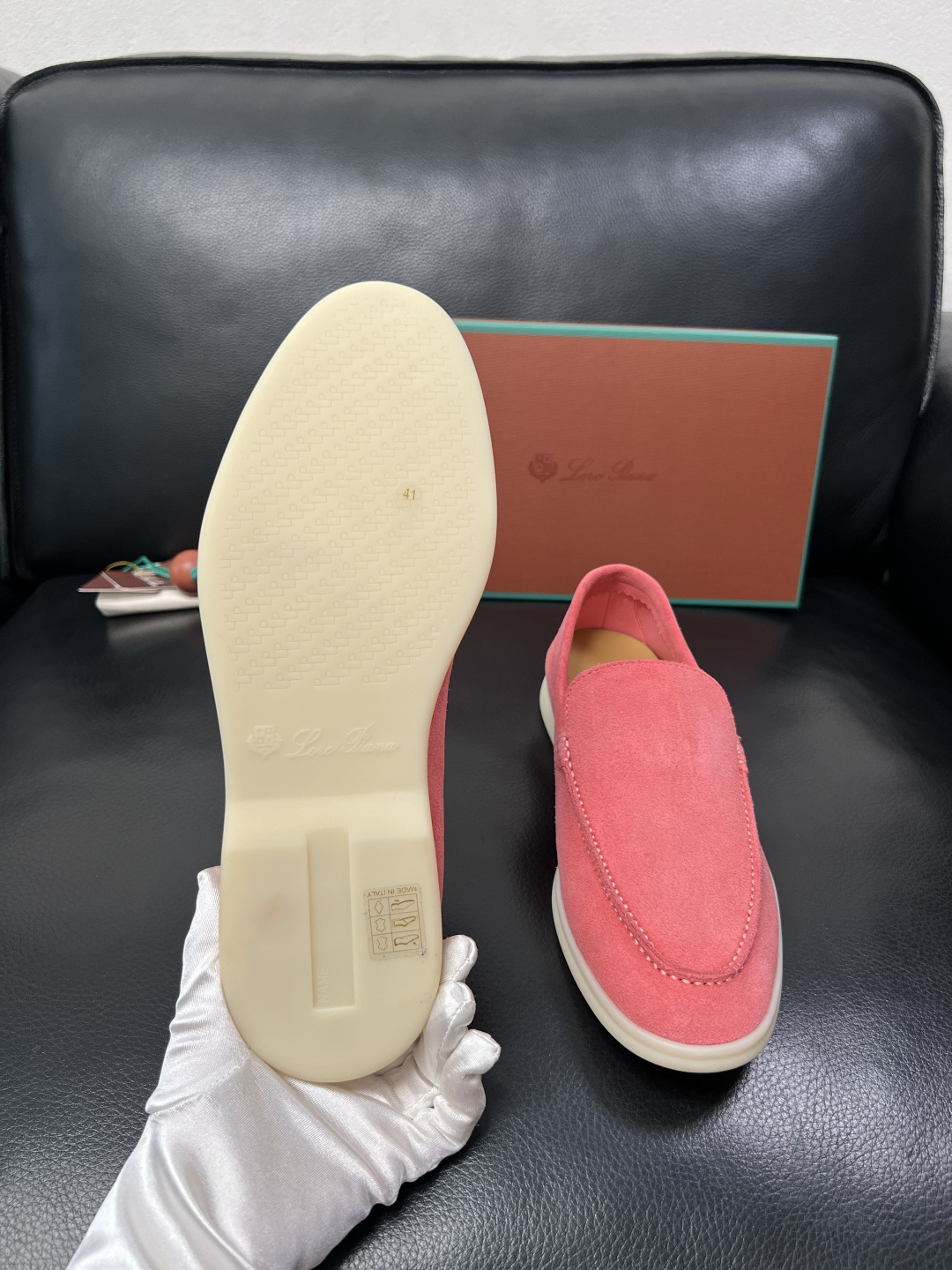Loro Piana  高品质  全套包装飞机盒  顶级工艺品  诺悠翩雅  新品专柜同步原厂配置，鞋面