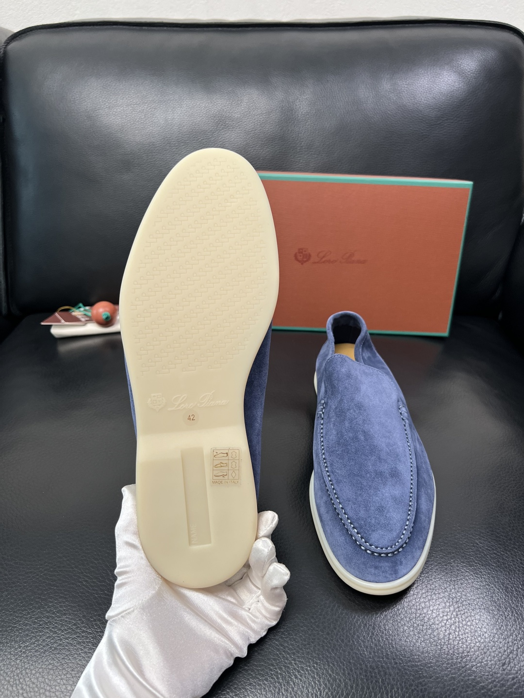 Loro Piana  高品质  全套包装飞机盒  顶级工艺品  诺悠翩雅  新品专柜同步原厂配置，鞋面