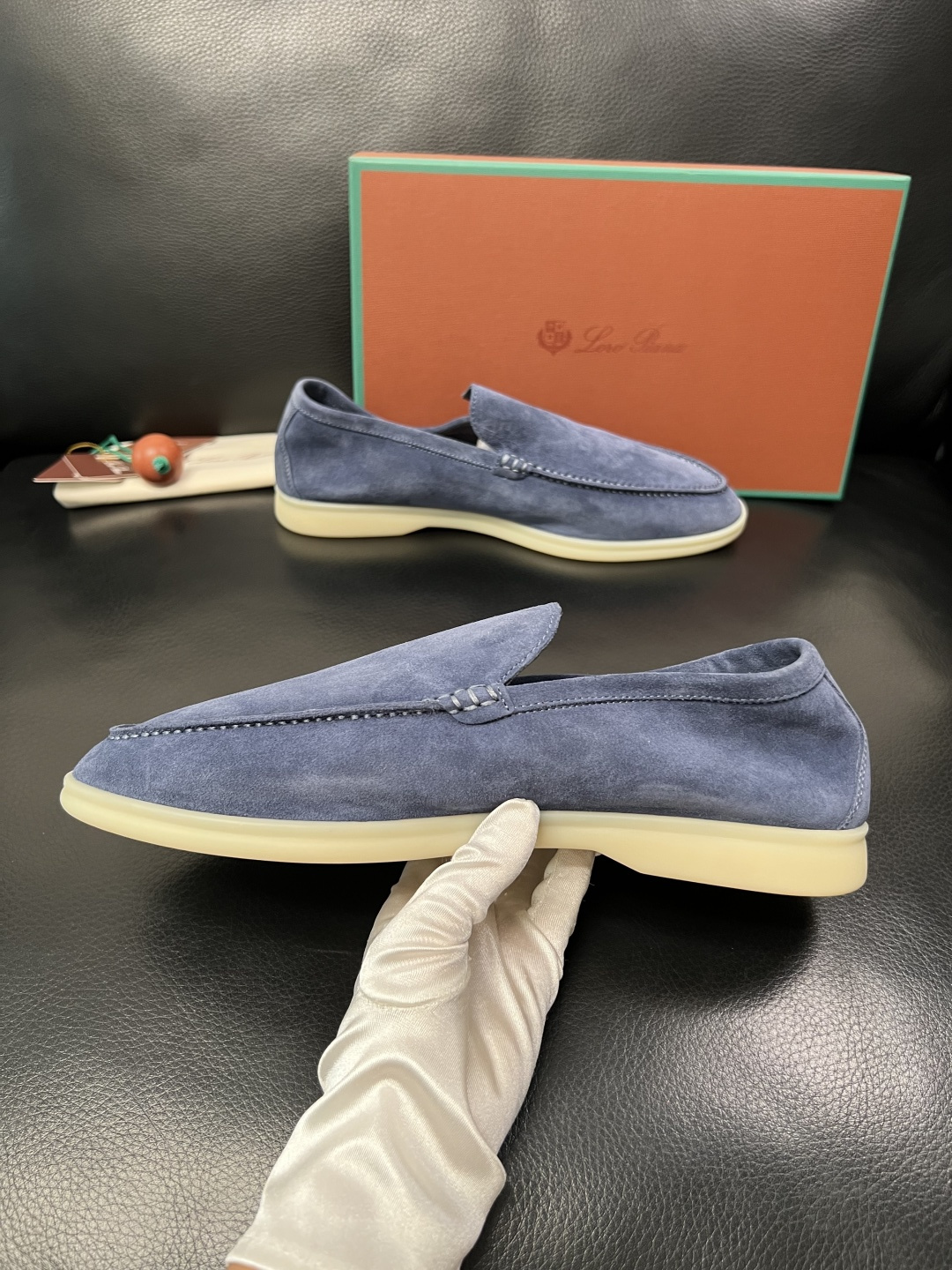 Loro Piana  高品质  全套包装飞机盒  顶级工艺品  诺悠翩雅  新品专柜同步原厂配置，鞋面