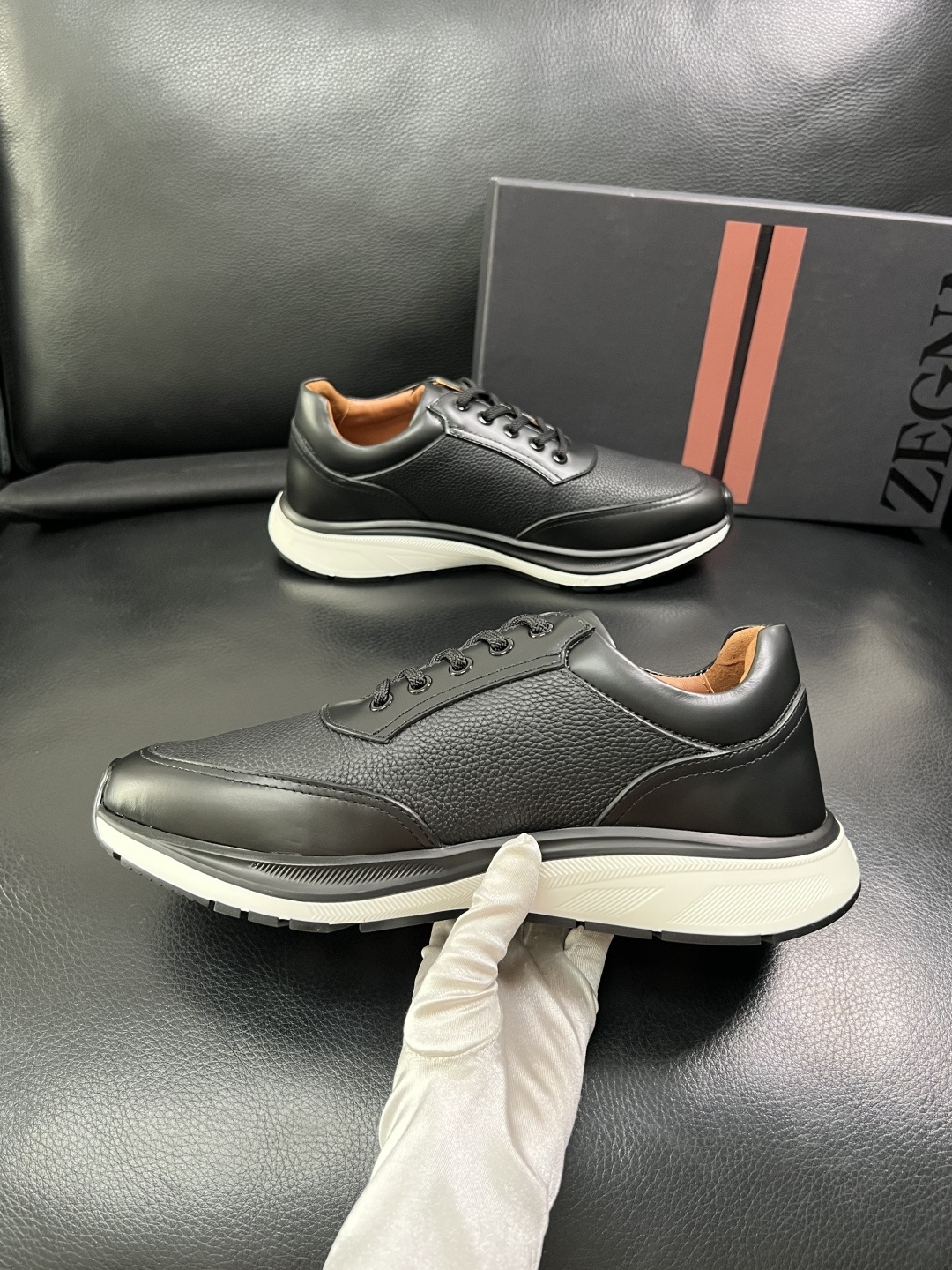 ⚠️只换码不退⚠️   Zegna  高品质  顶级工艺品  杰尼亚  专柜新款原厂配置，意大利进口牛皮