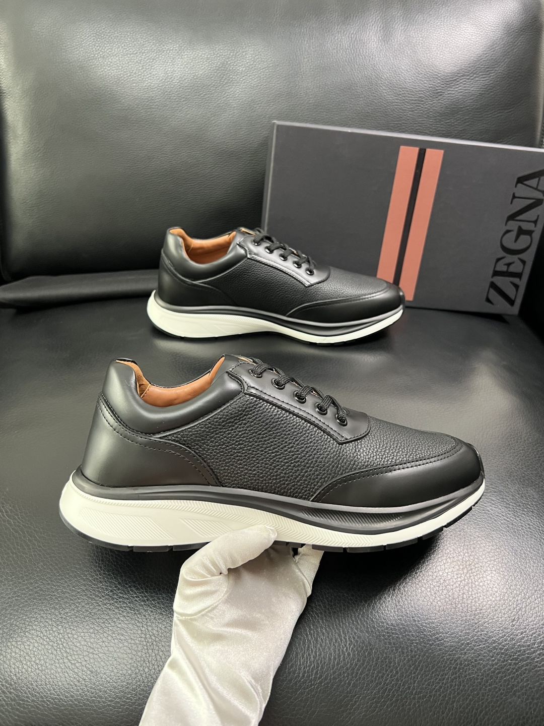 ⚠️只换码不退⚠️   Zegna  高品质  顶级工艺品  杰尼亚  专柜新款原厂配置，意大利进口牛皮