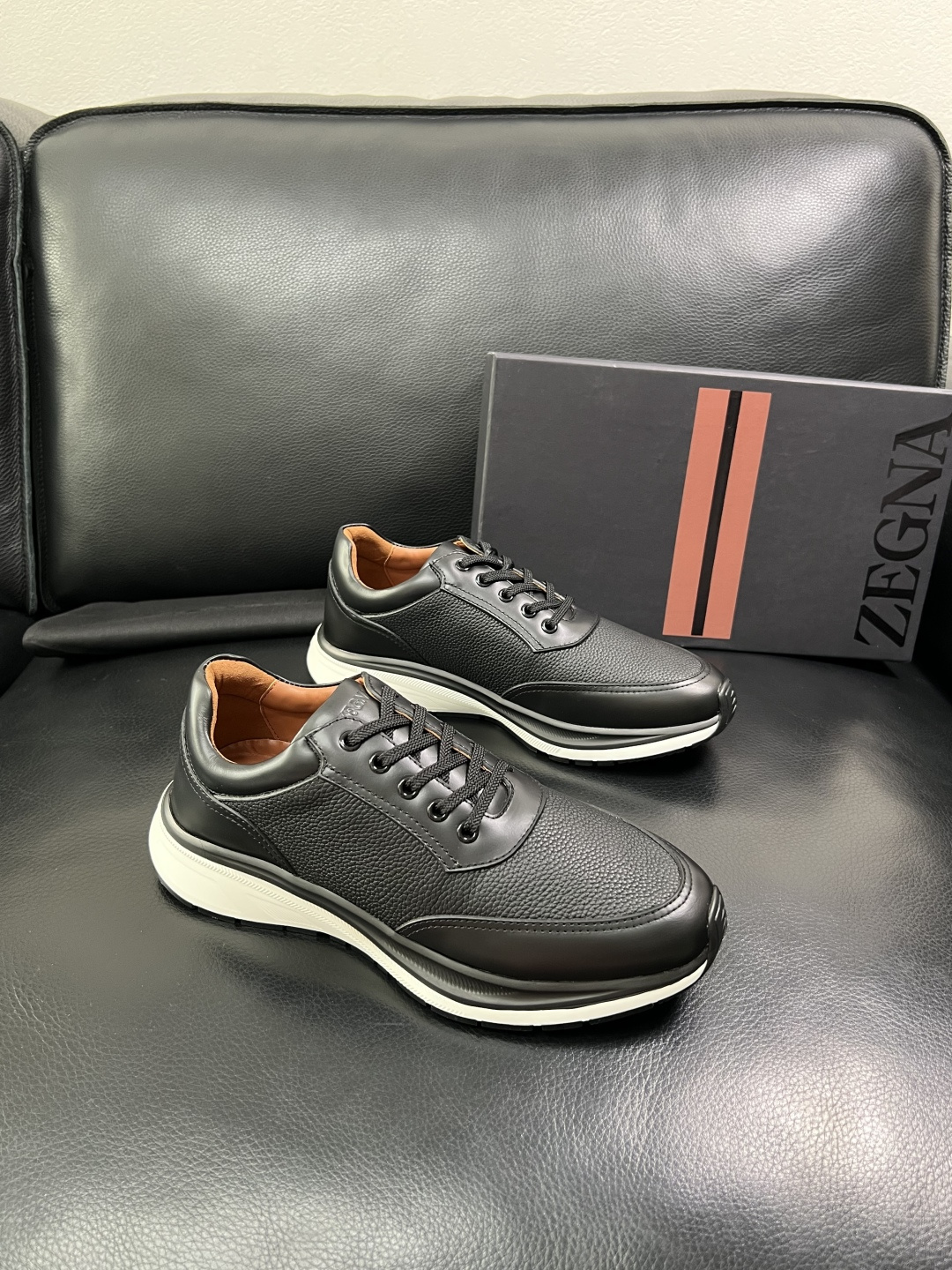 ⚠️只换码不退⚠️   Zegna  高品质  顶级工艺品  杰尼亚  专柜新款原厂配置，意大利进口牛皮