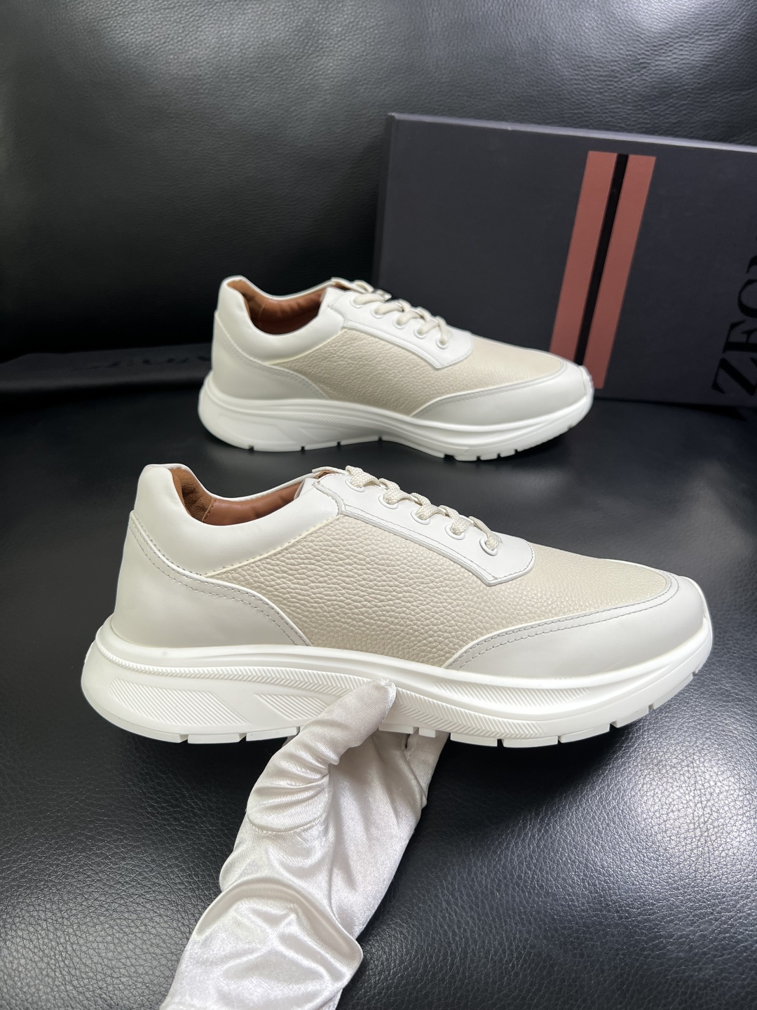 ⚠️只换码不退⚠️   Zegna  高品质  顶级工艺品  杰尼亚  专柜新款原厂配置，意大利进口牛皮