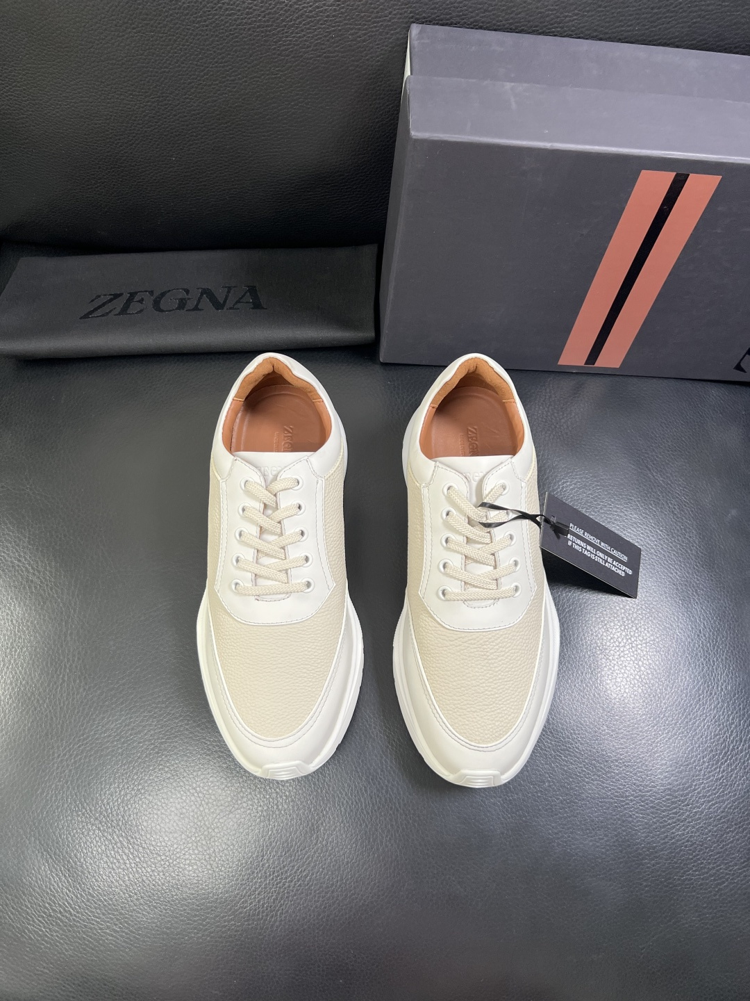 ⚠️只换码不退⚠️   Zegna  高品质  顶级工艺品  杰尼亚  专柜新款原厂配置，意大利进口牛皮