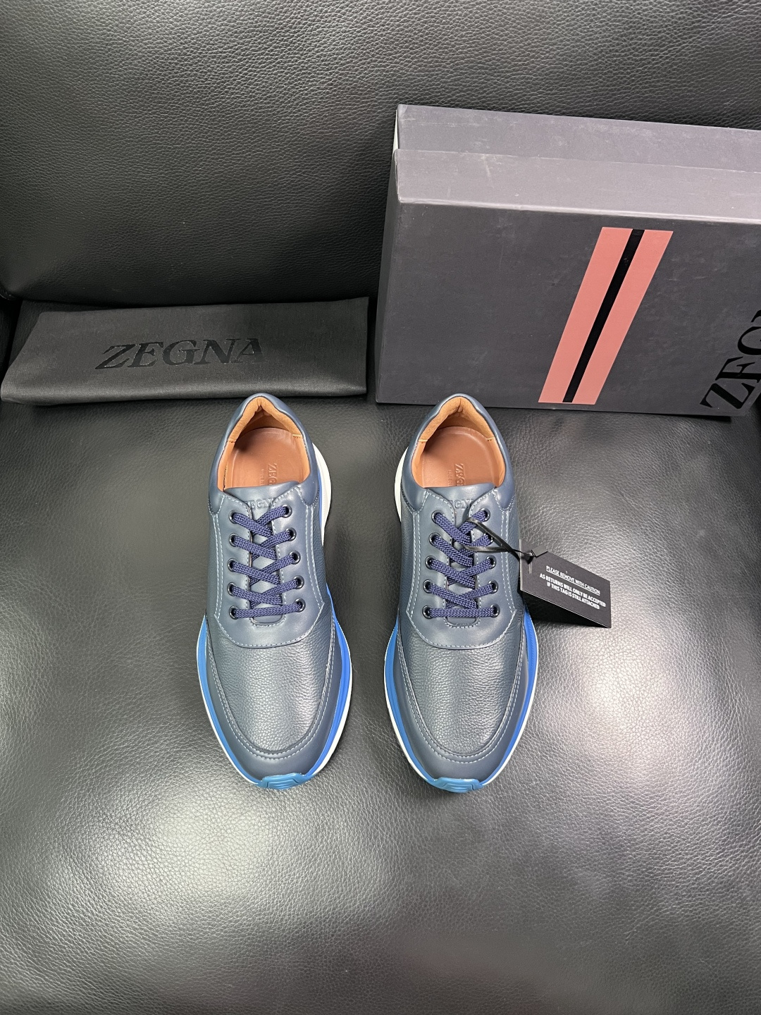 ⚠️只换码不退⚠️   Zegna  高品质  顶级工艺品  杰尼亚  专柜新款原厂配置，意大利进口牛皮