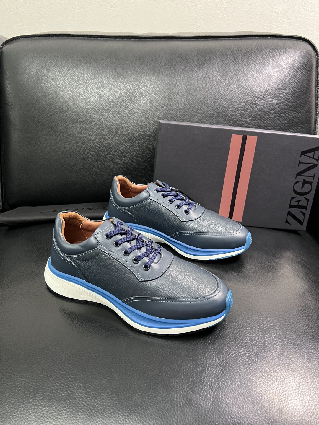 ⚠️只换码不退⚠️   Zegna  高品质  顶级工艺品  杰尼亚  专柜新款原厂配置，意大利进口牛皮