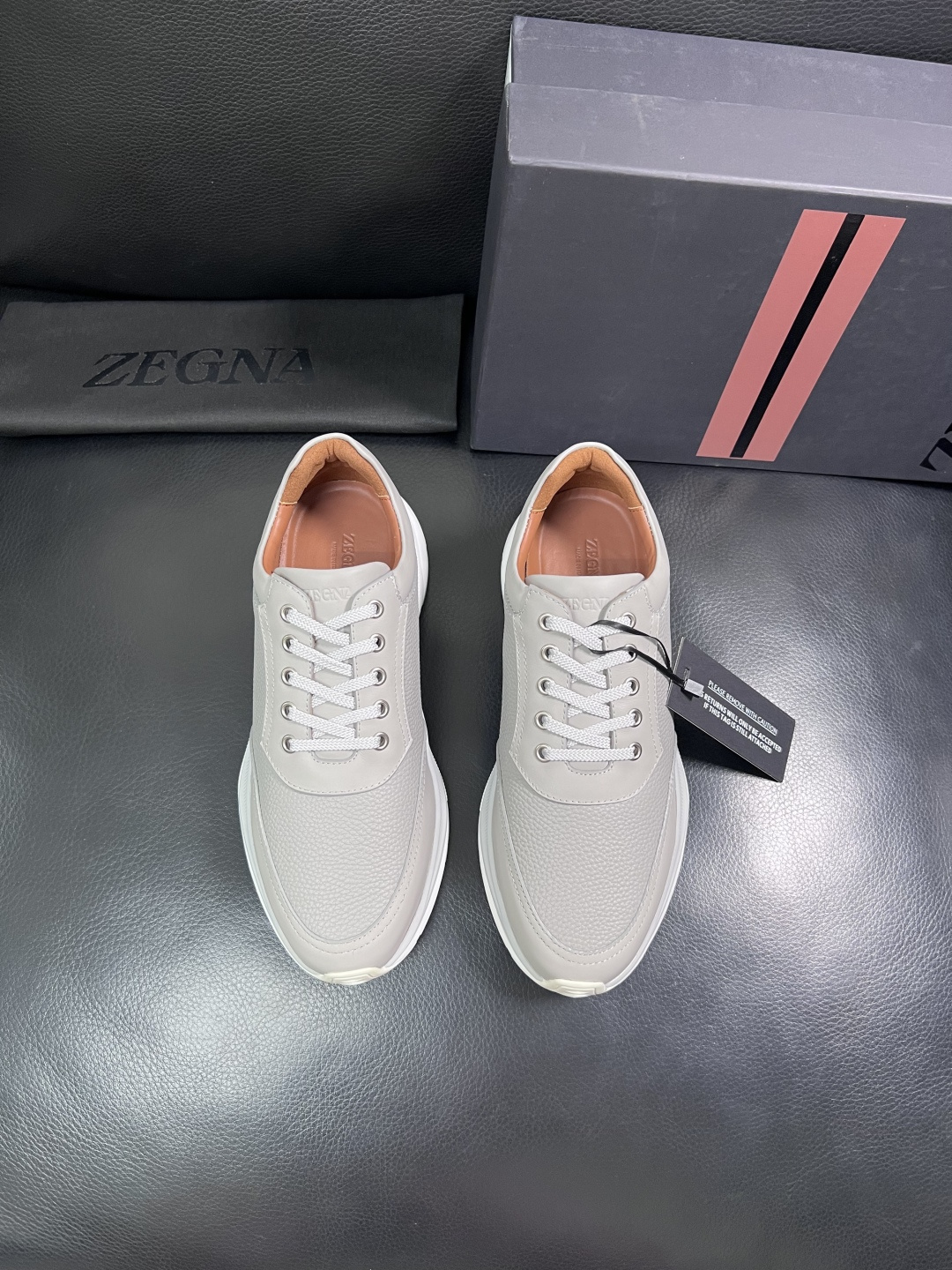 ⚠️只换码不退⚠️   Zegna  高品质  顶级工艺品  杰尼亚  专柜新款原厂配置，意大利进口牛皮