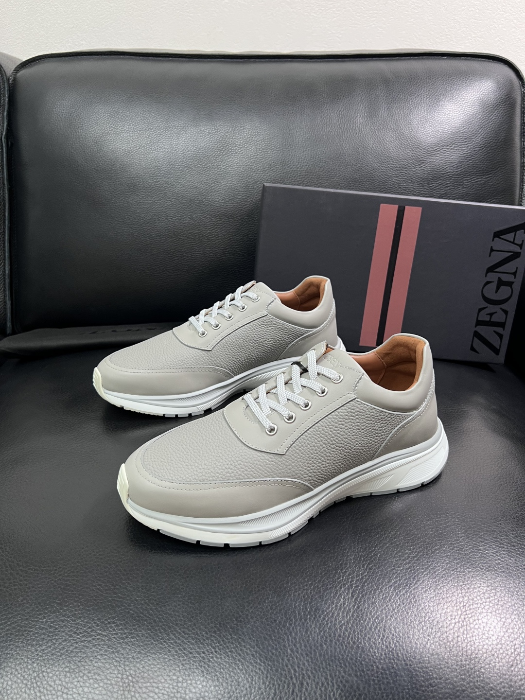 ⚠️只换码不退⚠️   Zegna  高品质  顶级工艺品  杰尼亚  专柜新款原厂配置，意大利进口牛皮