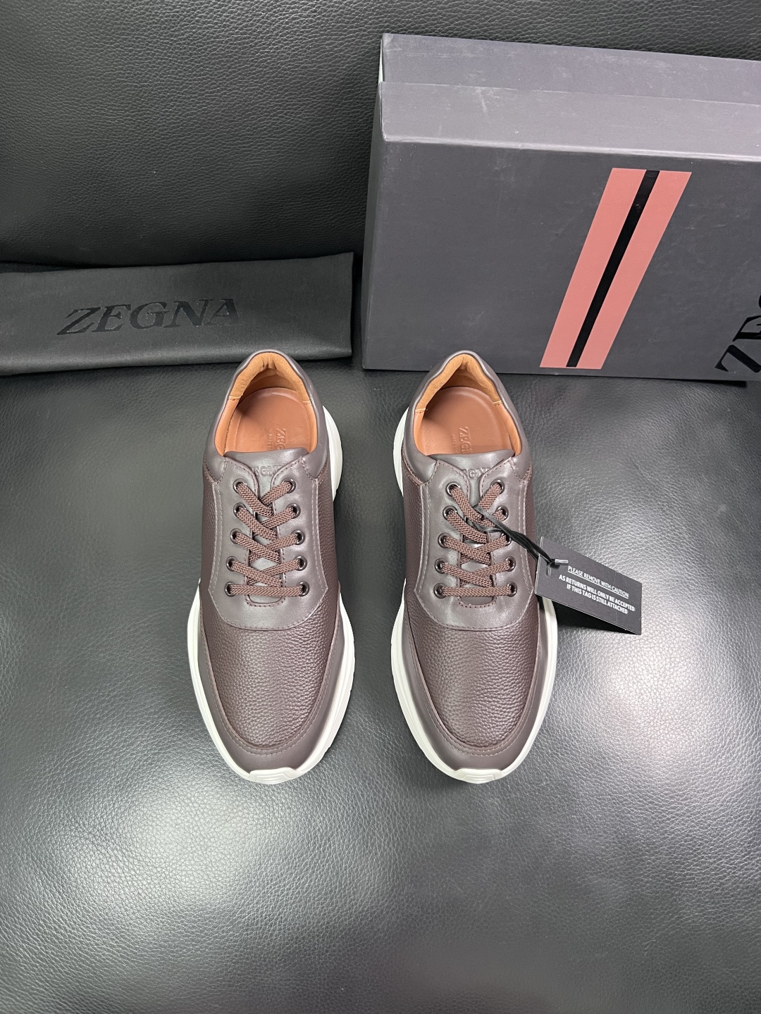 ⚠️只换码不退⚠️   Zegna  高品质  顶级工艺品  杰尼亚  专柜新款原厂配置，意大利进口牛皮
