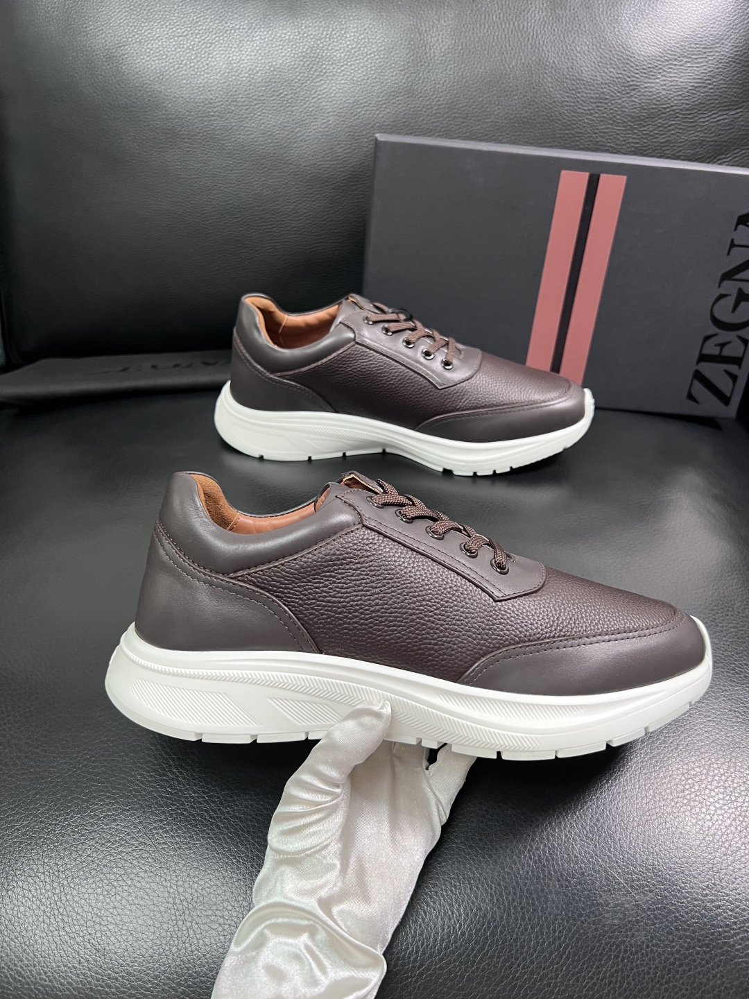 ⚠️只换码不退⚠️   Zegna  高品质  顶级工艺品  杰尼亚  专柜新款原厂配置，意大利进口牛皮