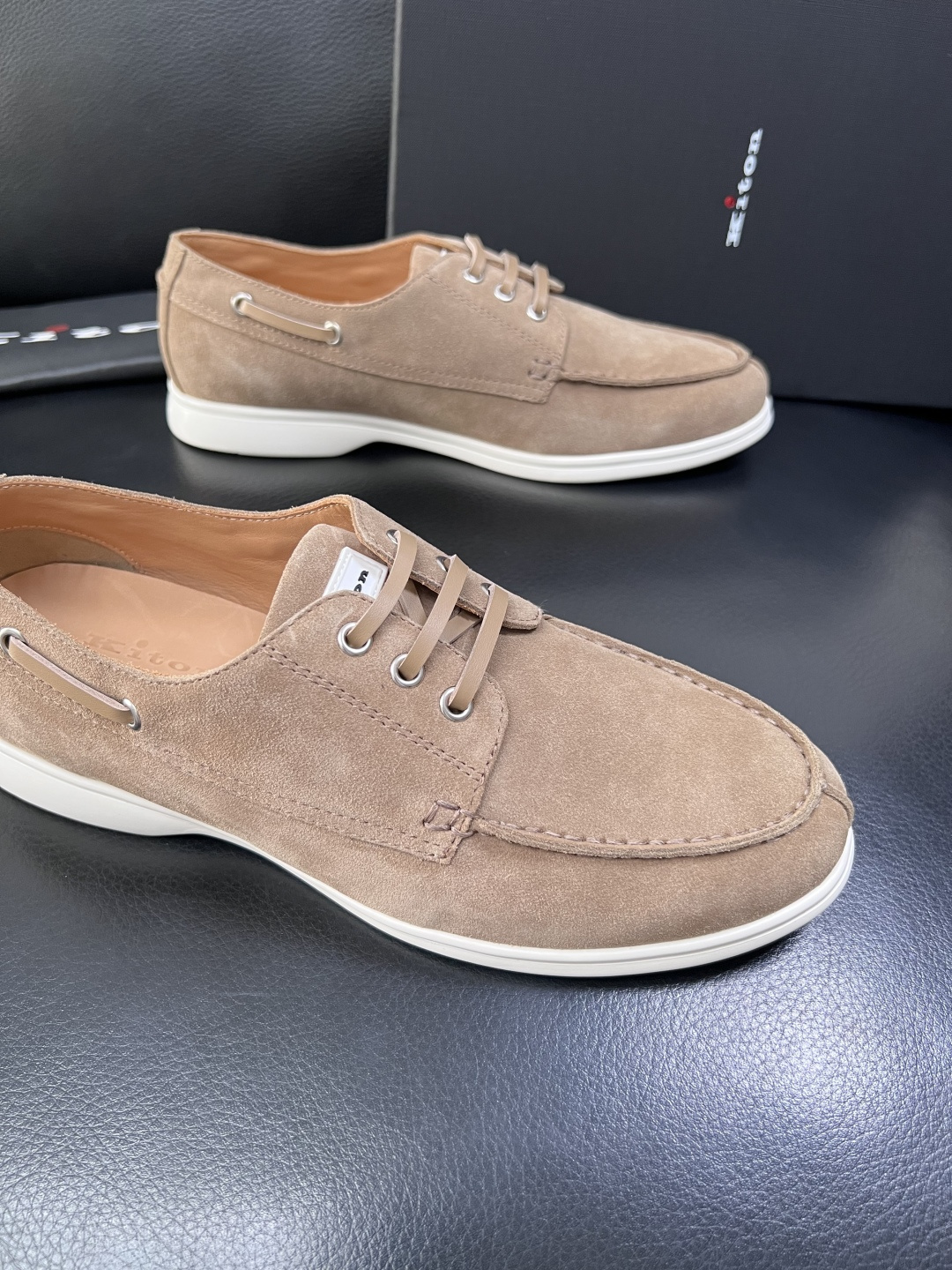 ⚠️只换码不退⚠️    kiton  高品质   顶级工艺品  专柜新品同步，鞋面意大利进口牛皮面料，