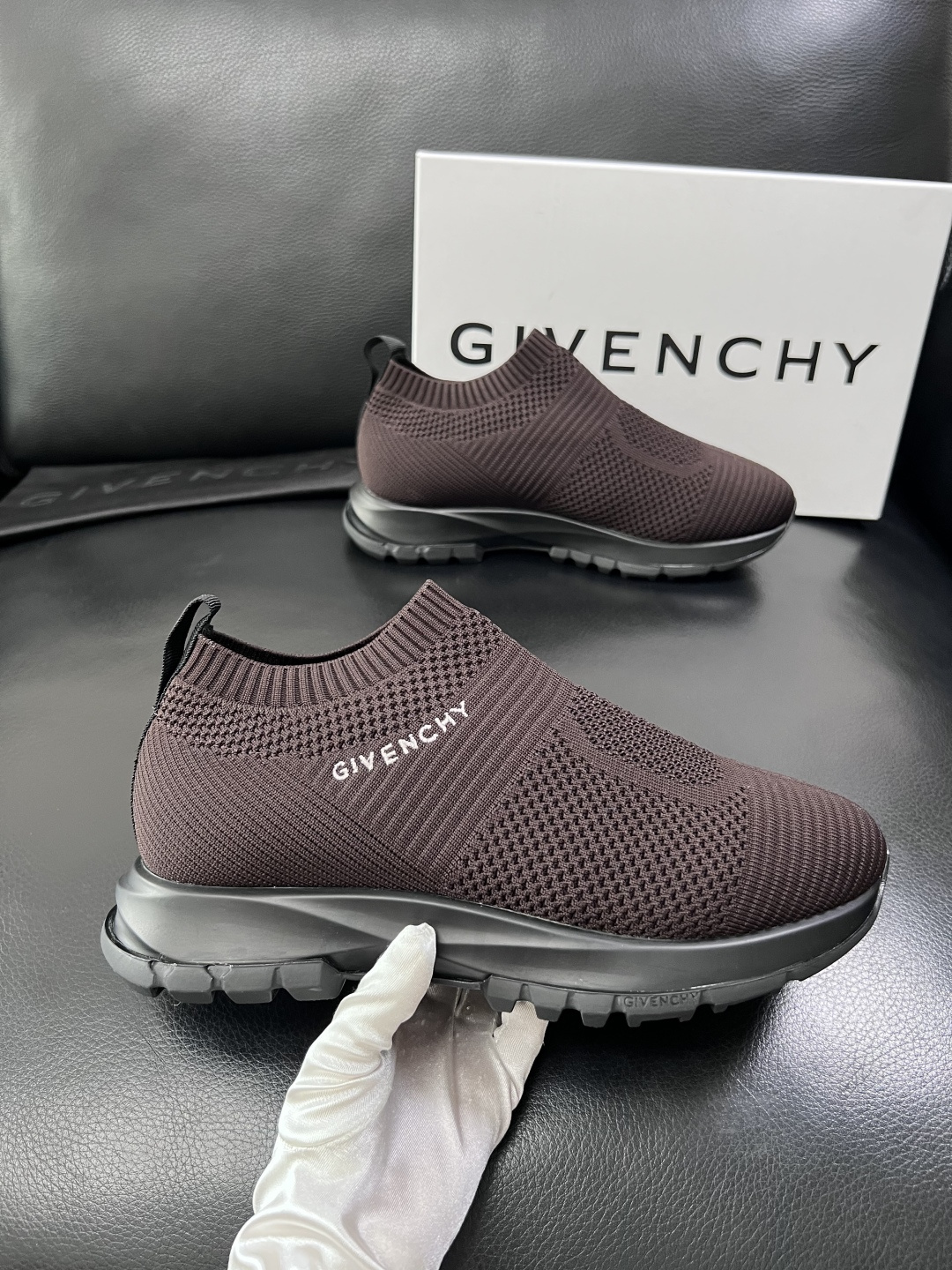 ⚠️只换码不退⚠️    Givenchy  高品质  纪梵希  顶级工艺品  专柜新品同步，鞋面意大利