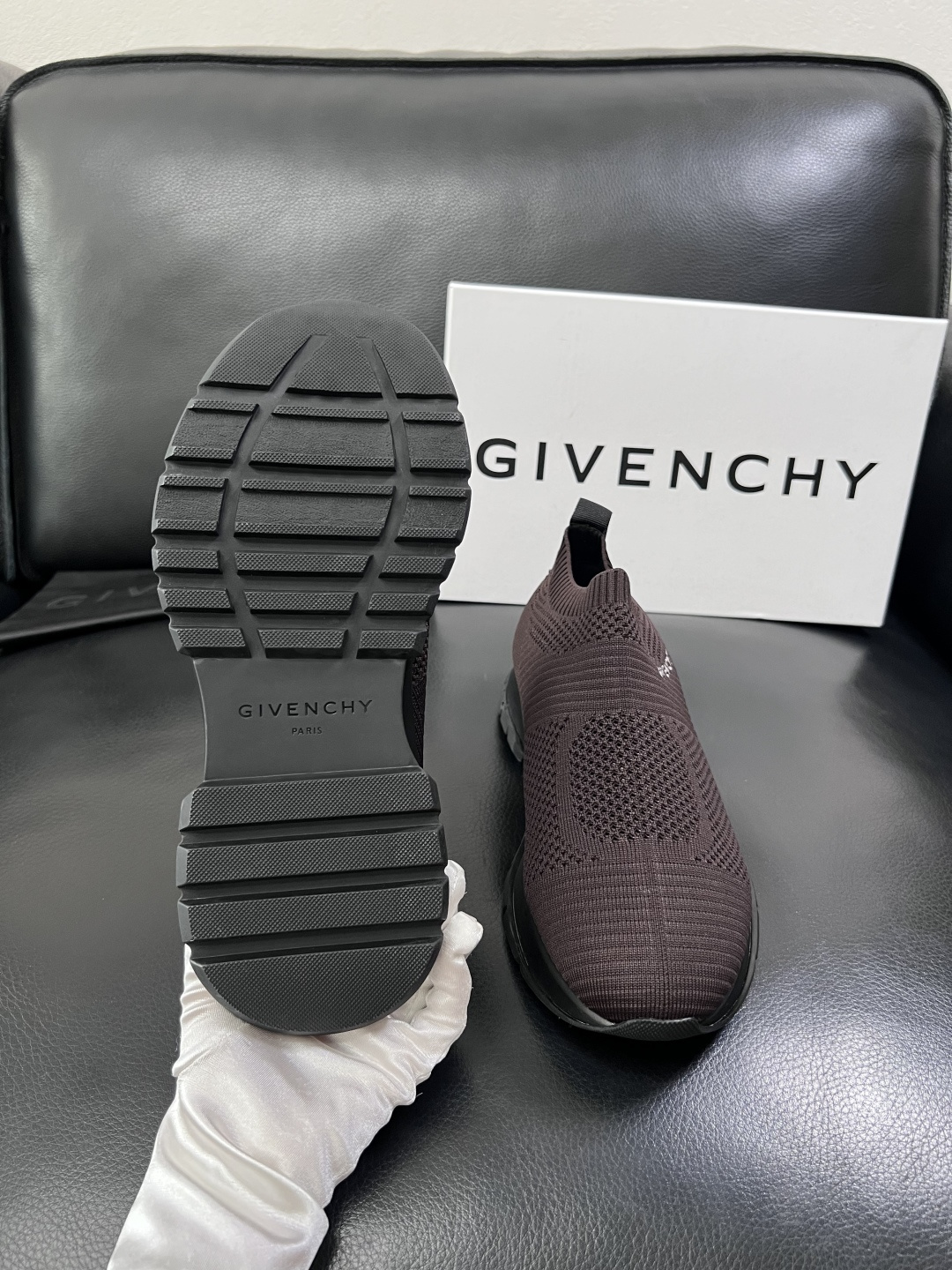 ⚠️只换码不退⚠️    Givenchy  高品质  纪梵希  顶级工艺品  专柜新品同步，鞋面意大利