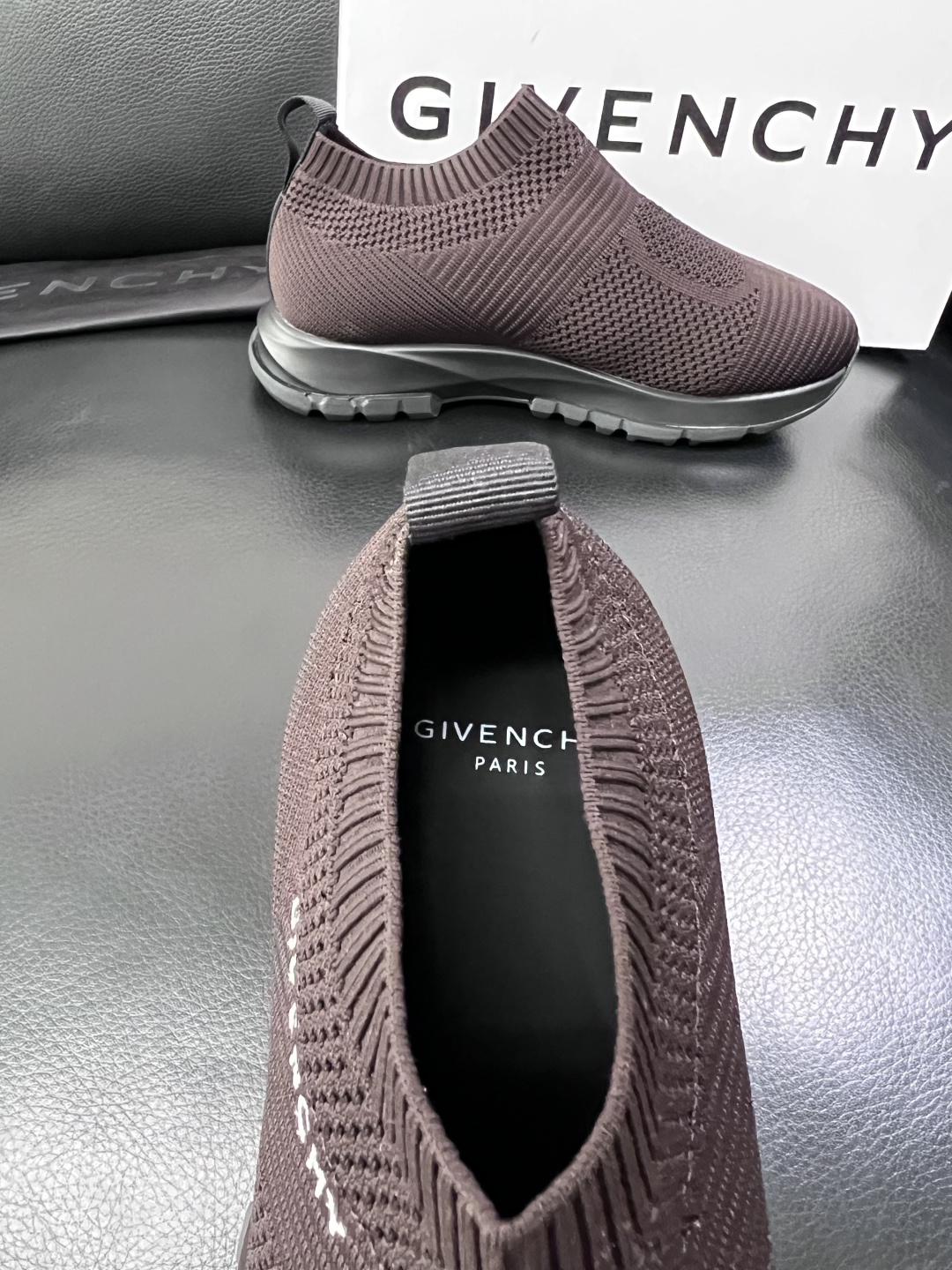 ⚠️只换码不退⚠️    Givenchy  高品质  纪梵希  顶级工艺品  专柜新品同步，鞋面意大利