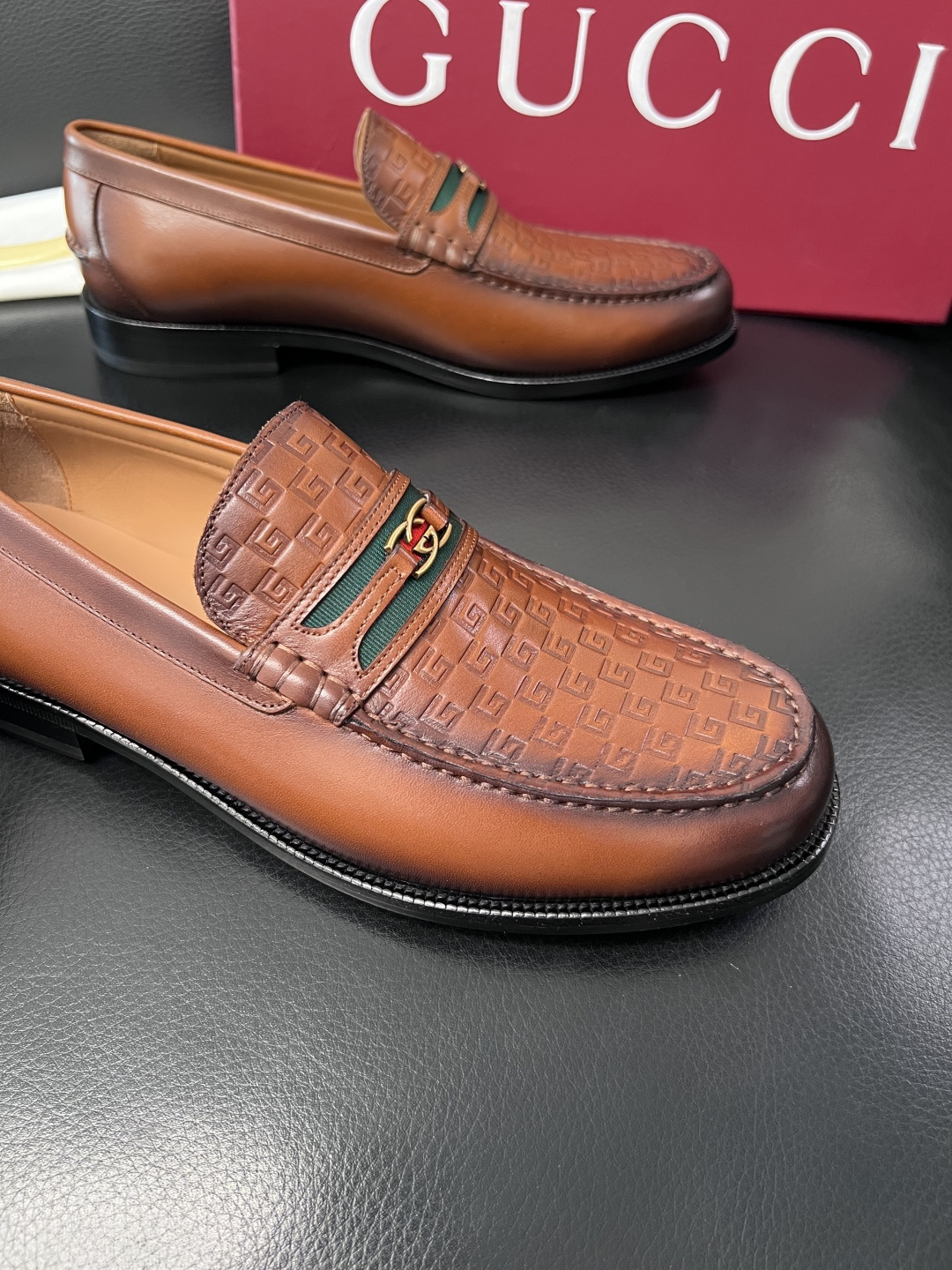 Gucci 高品质  顶级工艺品  古奇  皮高帮专柜新款原厂配置，意大利进口牛皮面料，进口牛皮内里垫，