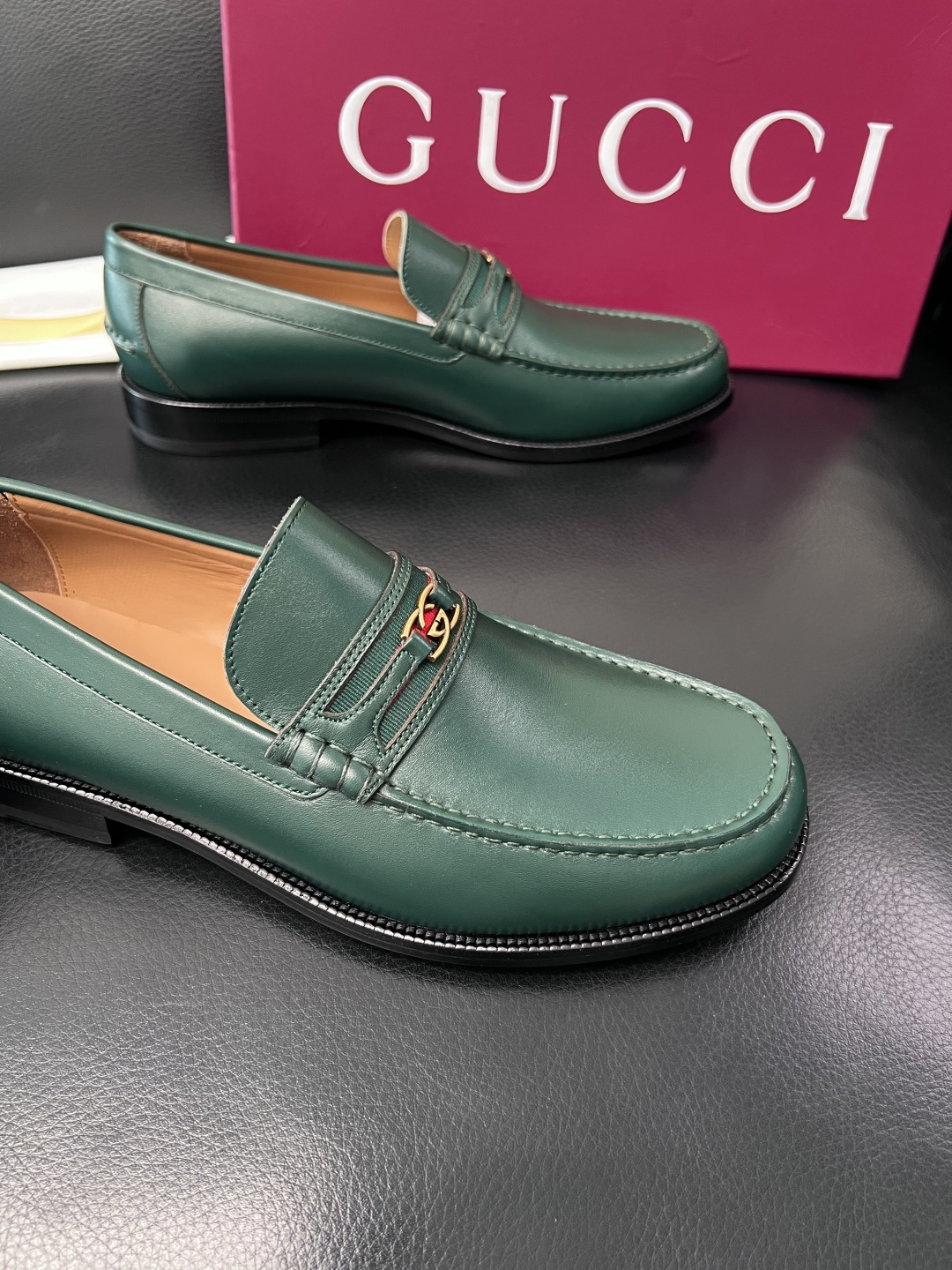 Gucci 高品质  顶级工艺品  古奇  皮高帮专柜新款原厂配置，意大利进口牛皮面料，进口牛皮内里垫，
