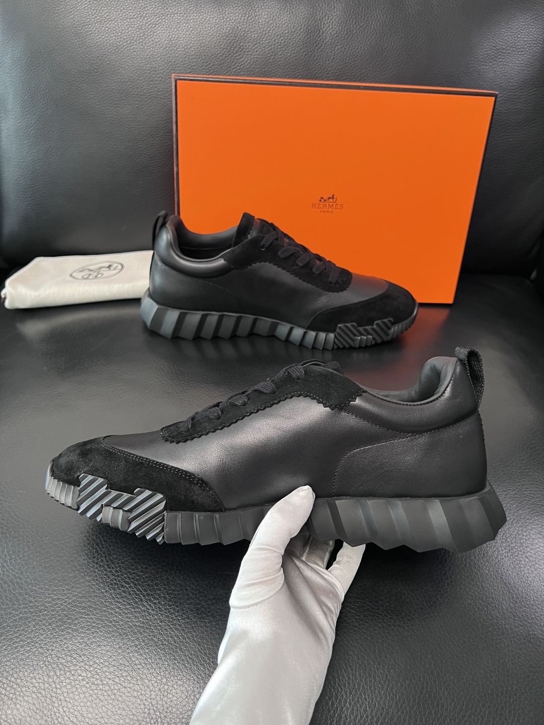 带飞机盒  Hermes  高品质  顶级工艺品  爱马仕 专柜同步发售原厂配置，意大利进口原版牛皮面料