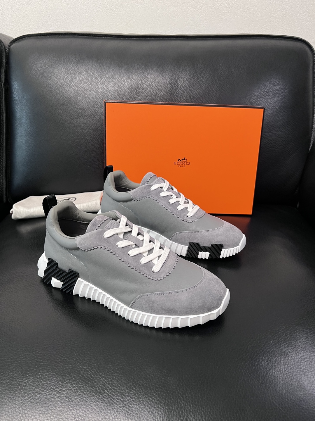 带飞机盒  Hermes  高品质  顶级工艺品  爱马仕 专柜同步发售原厂配置，意大利进口原版牛皮面料