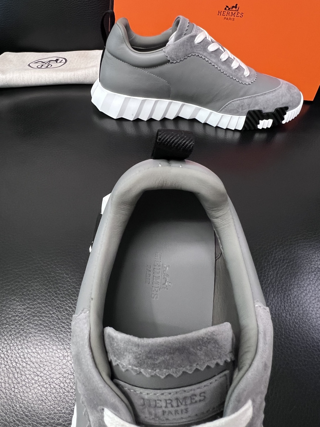 带飞机盒  Hermes  高品质  顶级工艺品  爱马仕 专柜同步发售原厂配置，意大利进口原版牛皮面料