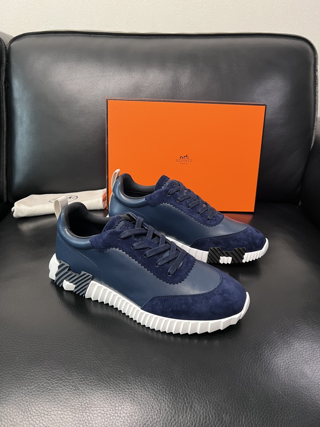 带飞机盒  Hermes  高品质  顶级工艺品  爱马仕 专柜同步发售原厂配置，意大利进口原版牛皮面料