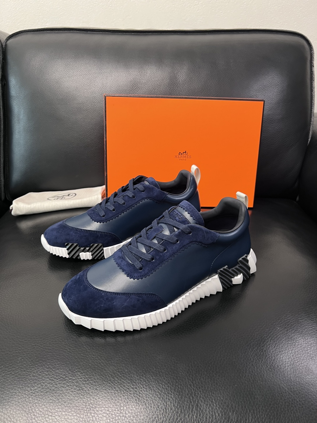 带飞机盒  Hermes  高品质  顶级工艺品  爱马仕 专柜同步发售原厂配置，意大利进口原版牛皮面料