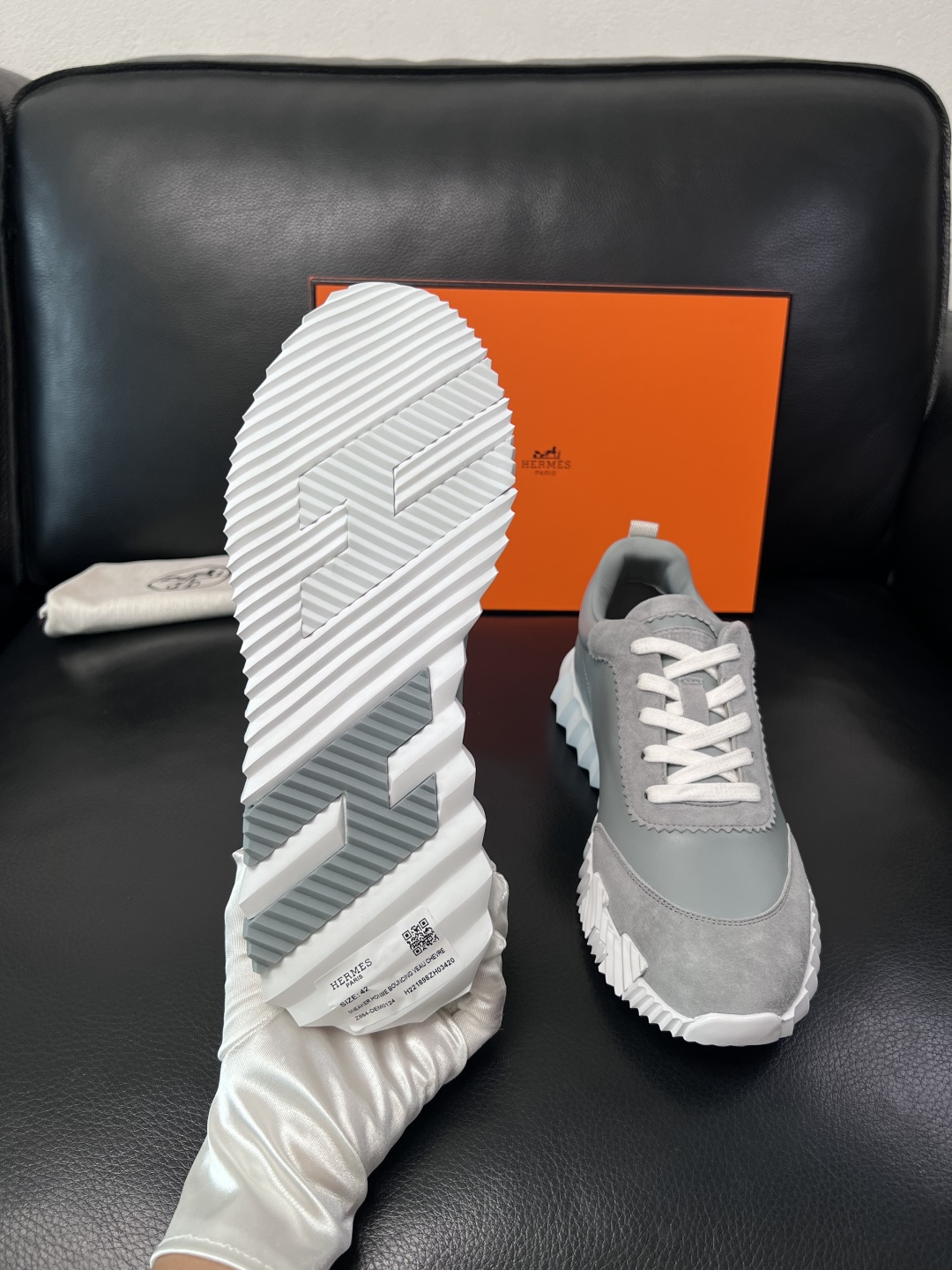 带飞机盒  Hermes  高品质  顶级工艺品  爱马仕 专柜同步发售原厂配置，意大利进口原版牛皮面料