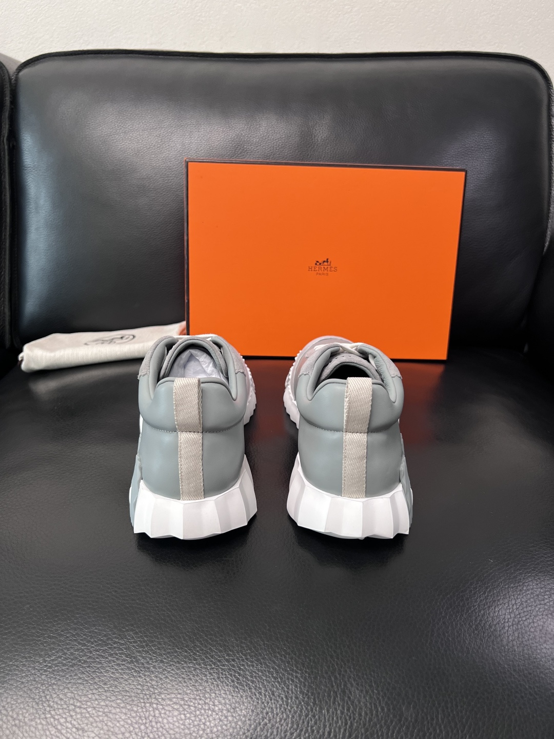 带飞机盒  Hermes  高品质  顶级工艺品  爱马仕 专柜同步发售原厂配置，意大利进口原版牛皮面料