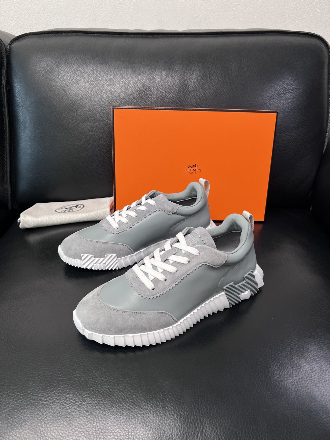 带飞机盒  Hermes  高品质  顶级工艺品  爱马仕 专柜同步发售原厂配置，意大利进口原版牛皮面料