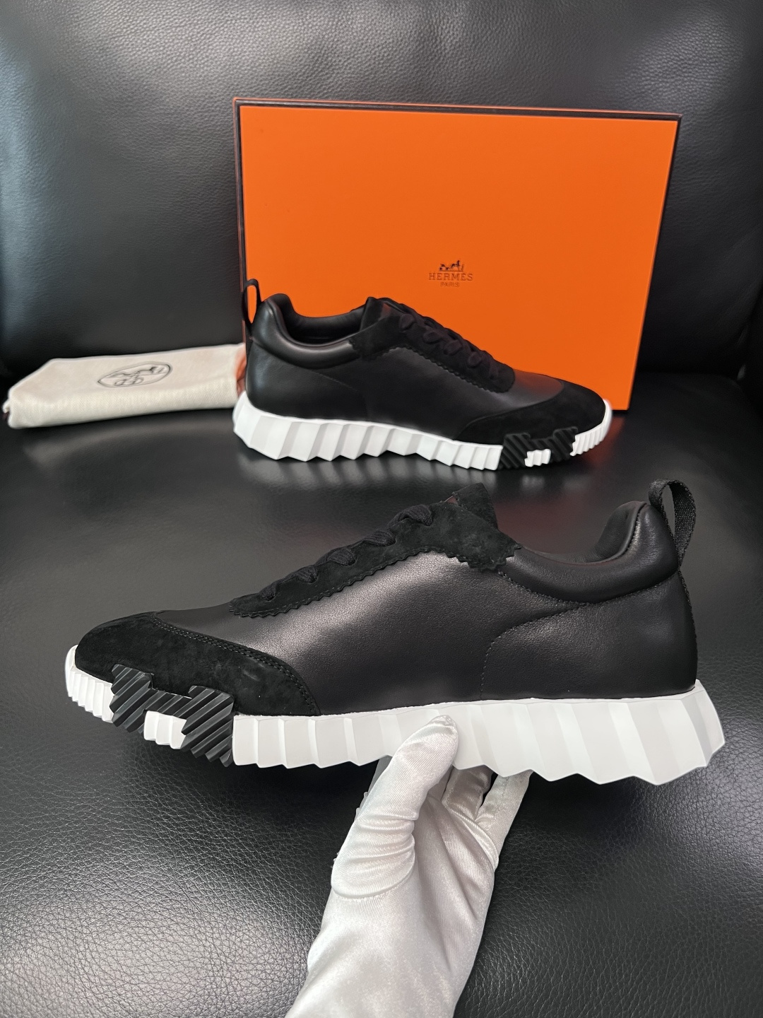 带飞机盒  Hermes  高品质  顶级工艺品  爱马仕 专柜同步发售原厂配置，意大利进口原版牛皮面料