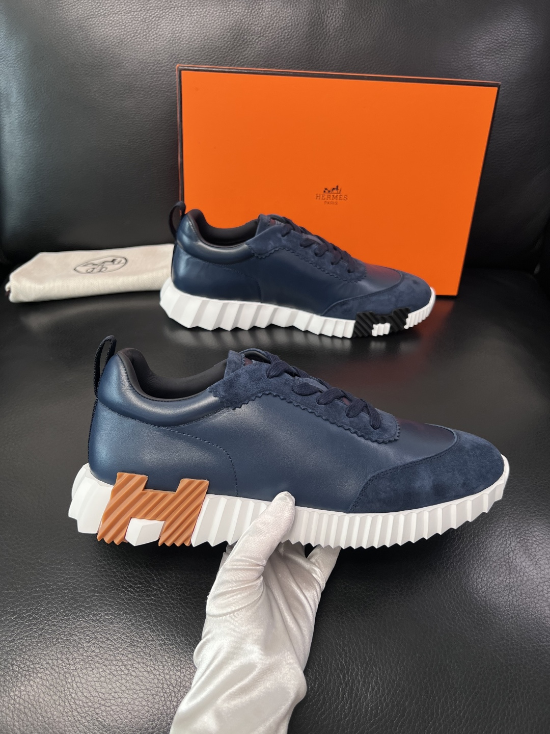 带飞机盒  Hermes  高品质  顶级工艺品  爱马仕 专柜同步发售原厂配置，意大利进口原版牛皮面料