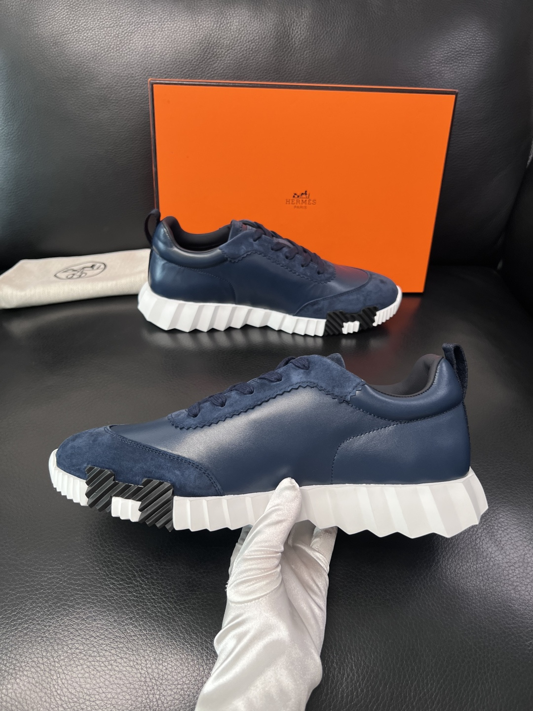 带飞机盒  Hermes  高品质  顶级工艺品  爱马仕 专柜同步发售原厂配置，意大利进口原版牛皮面料