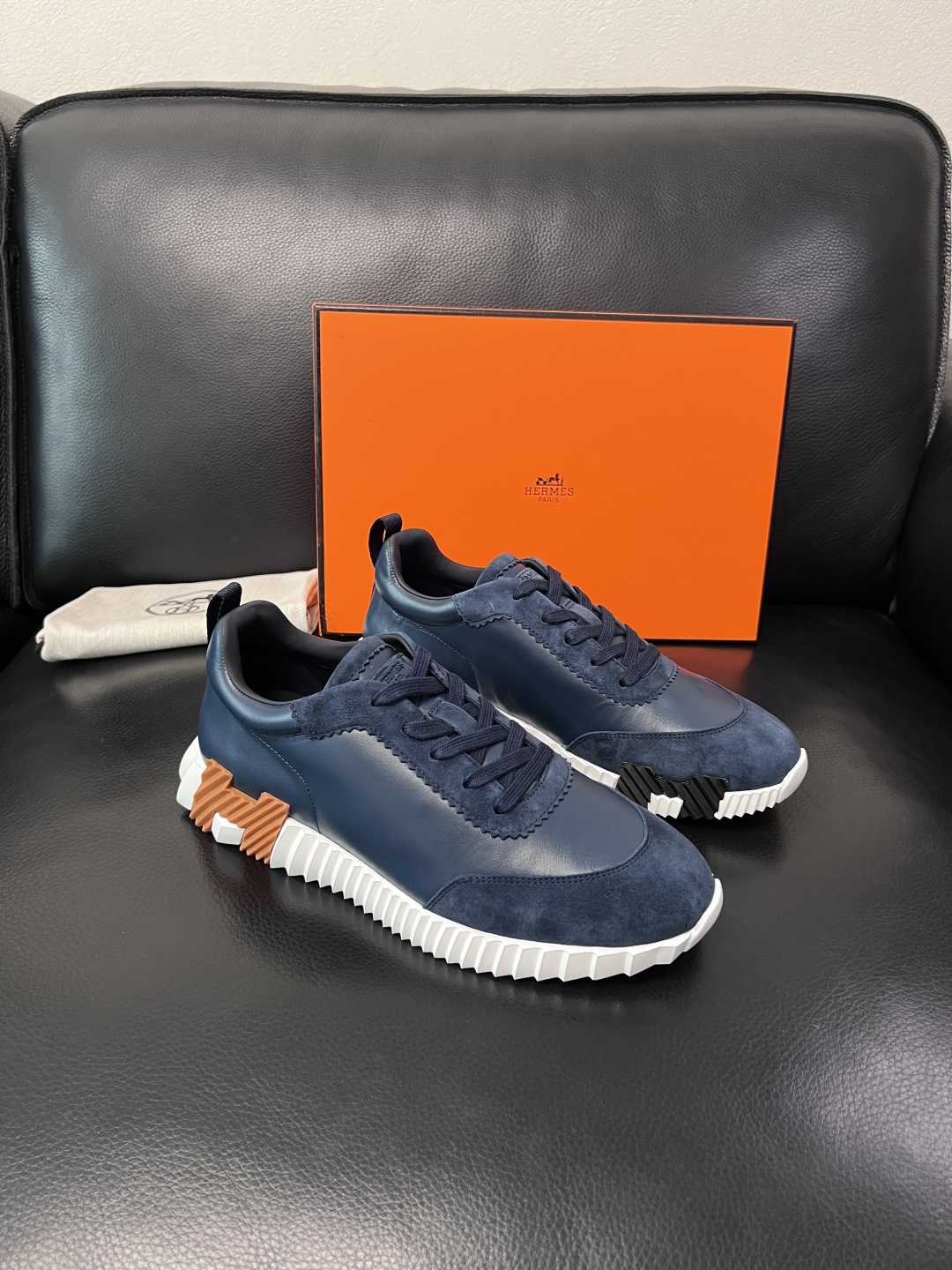 带飞机盒  Hermes  高品质  顶级工艺品  爱马仕 专柜同步发售原厂配置，意大利进口原版牛皮面料