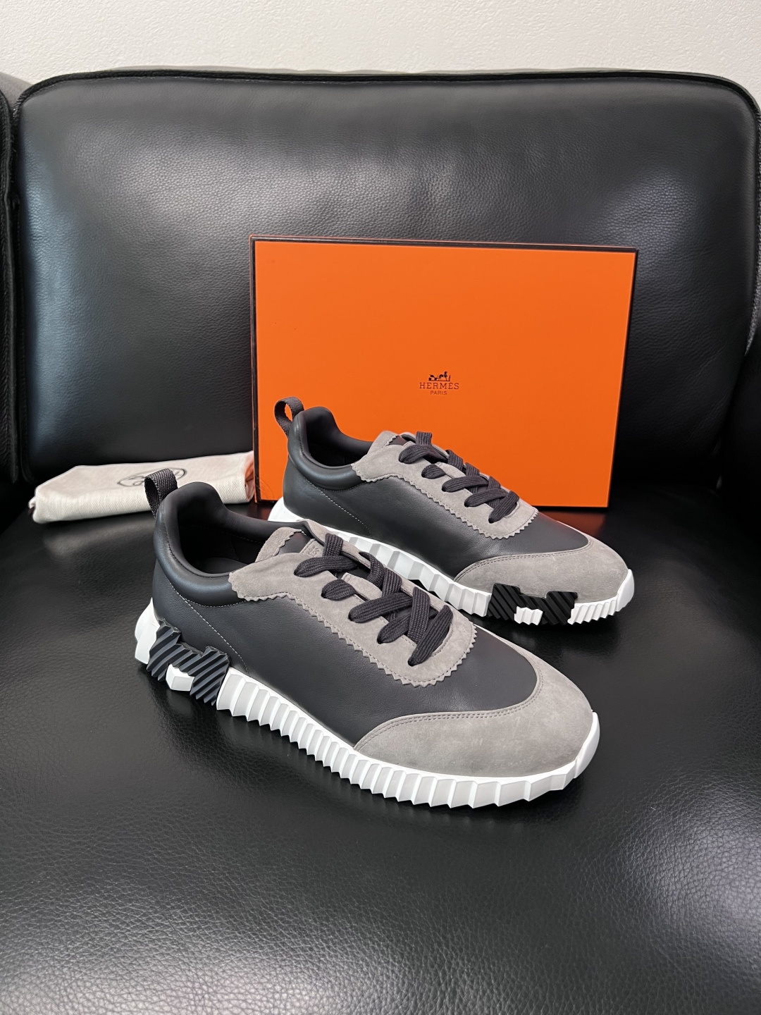 带飞机盒  Hermes  高品质  顶级工艺品  爱马仕 专柜同步发售原厂配置，意大利进口原版牛皮面料