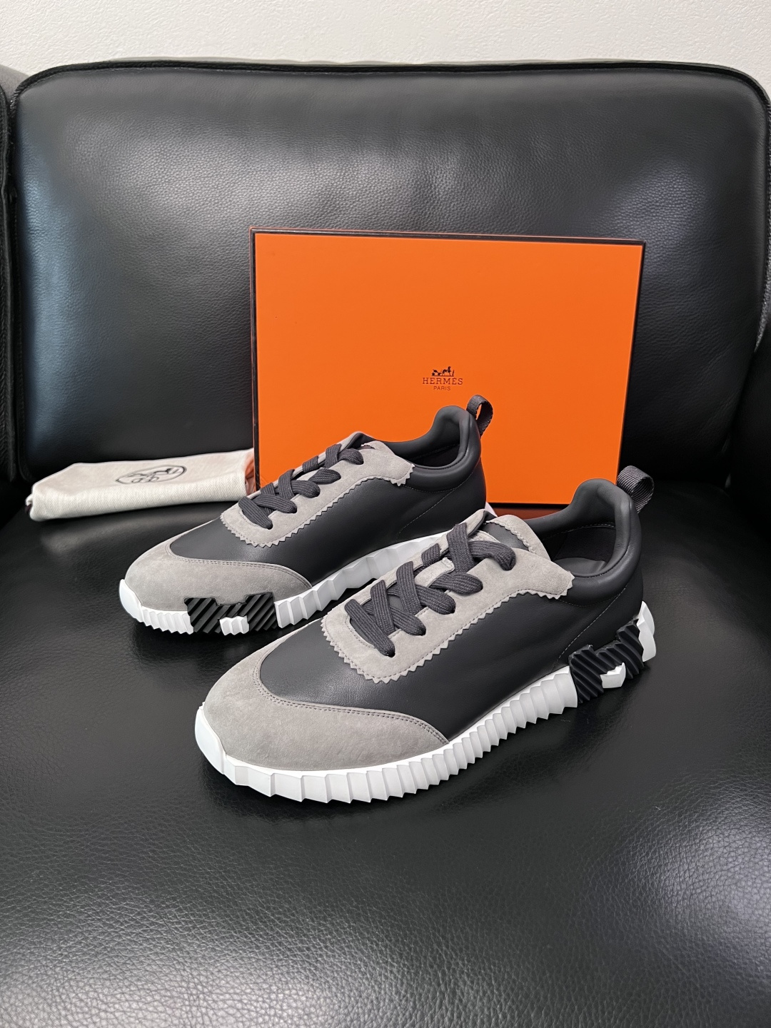 带飞机盒  Hermes  高品质  顶级工艺品  爱马仕 专柜同步发售原厂配置，意大利进口原版牛皮面料