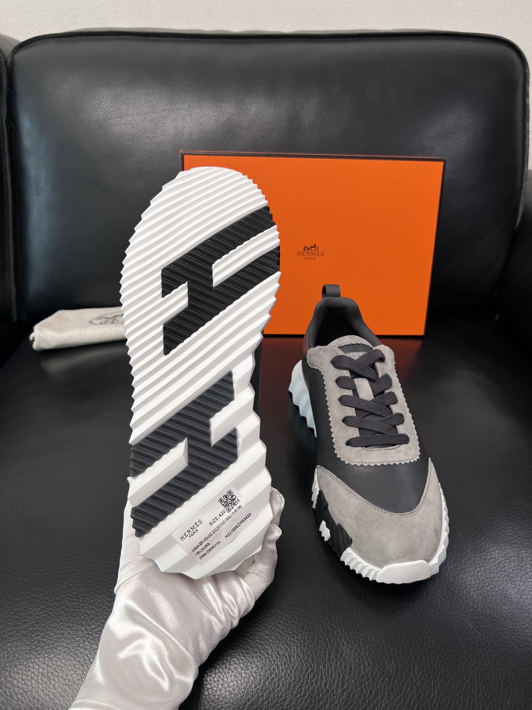 带飞机盒  Hermes  高品质  顶级工艺品  爱马仕 专柜同步发售原厂配置，意大利进口原版牛皮面料