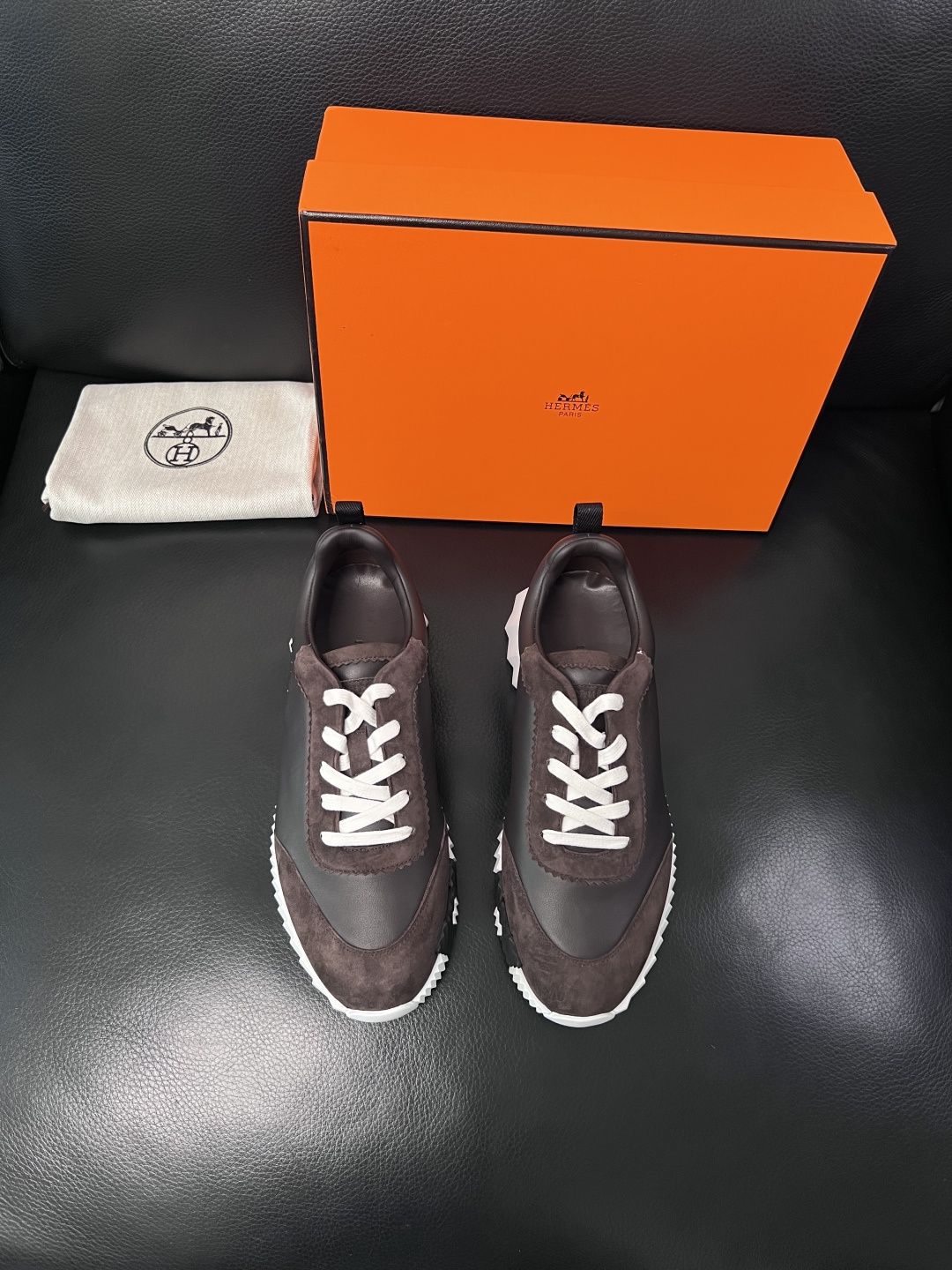带飞机盒  Hermes  高品质  顶级工艺品  爱马仕 专柜同步发售原厂配置，意大利进口原版牛皮面料