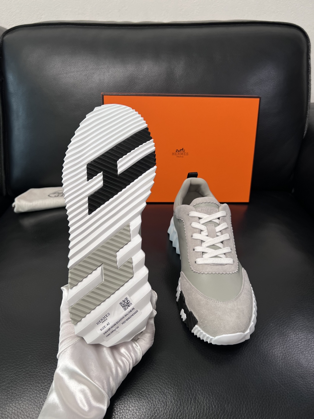 带飞机盒  Hermes  高品质  顶级工艺品  爱马仕 专柜同步发售原厂配置，意大利进口原版牛皮面料