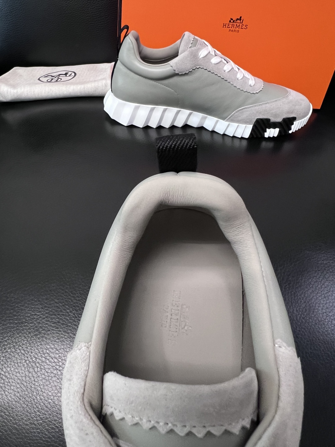 带飞机盒  Hermes  高品质  顶级工艺品  爱马仕 专柜同步发售原厂配置，意大利进口原版牛皮面料