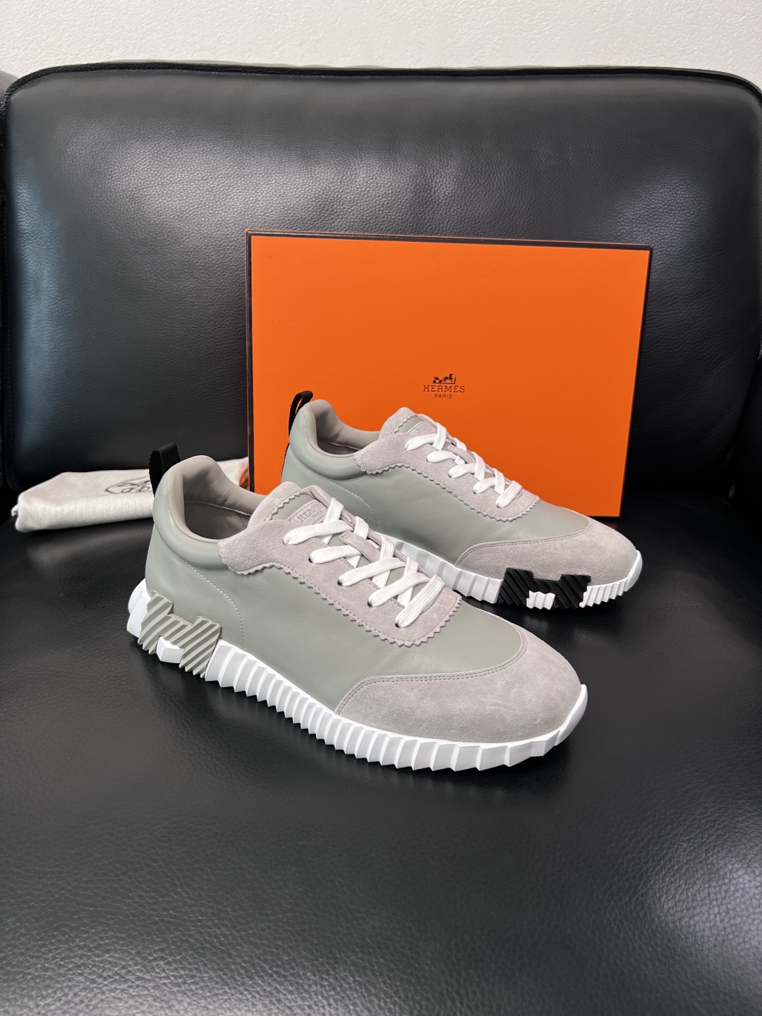 带飞机盒  Hermes  高品质  顶级工艺品  爱马仕 专柜同步发售原厂配置，意大利进口原版牛皮面料