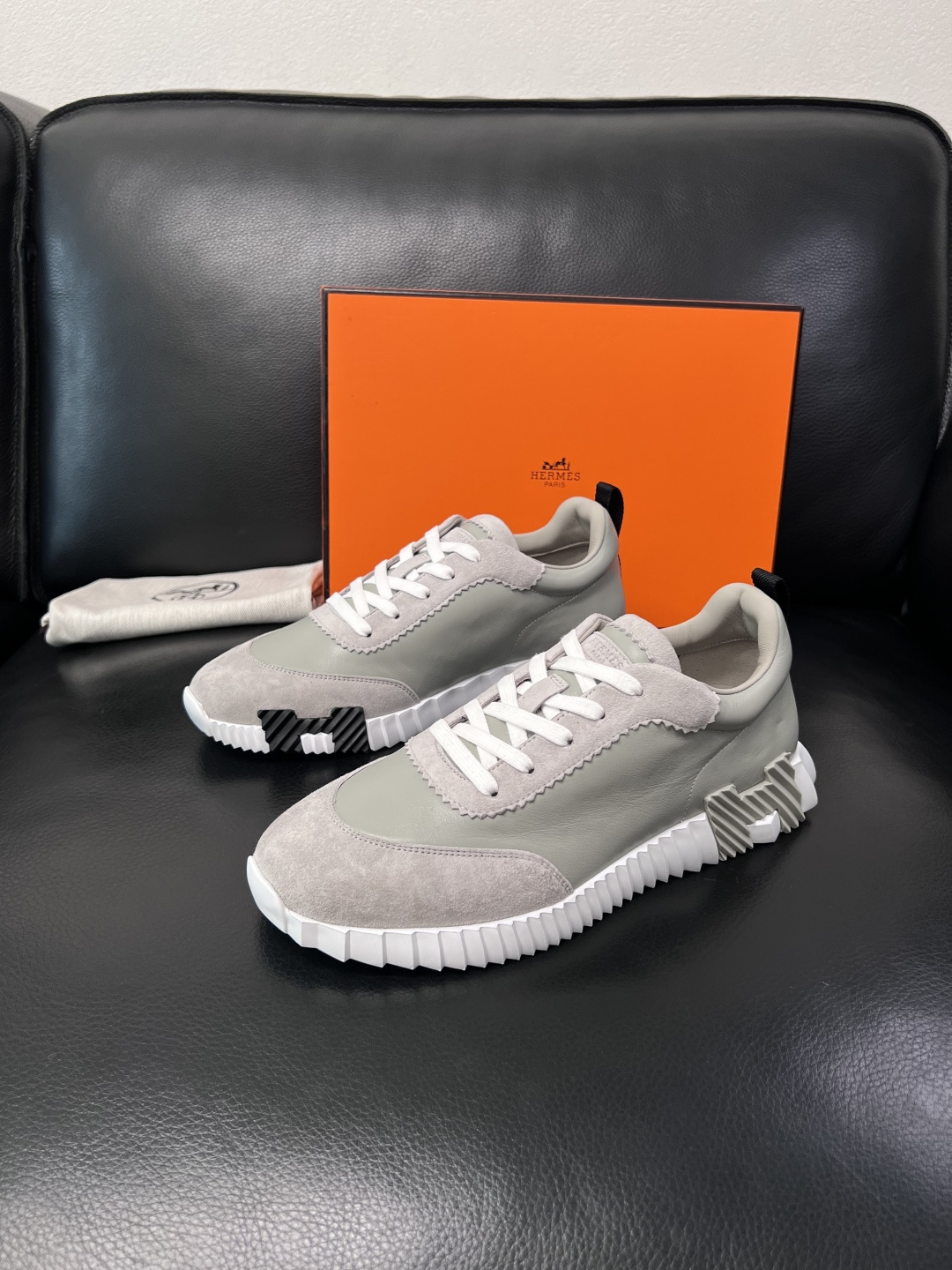 带飞机盒  Hermes  高品质  顶级工艺品  爱马仕 专柜同步发售原厂配置，意大利进口原版牛皮面料