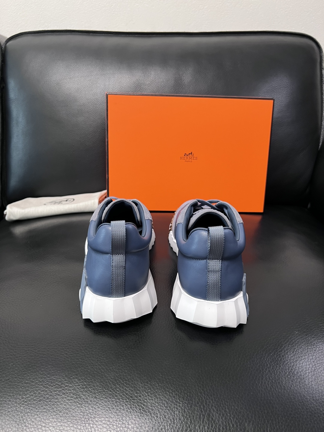 带飞机盒  Hermes  高品质  顶级工艺品  爱马仕 专柜同步发售原厂配置，意大利进口原版牛皮面料