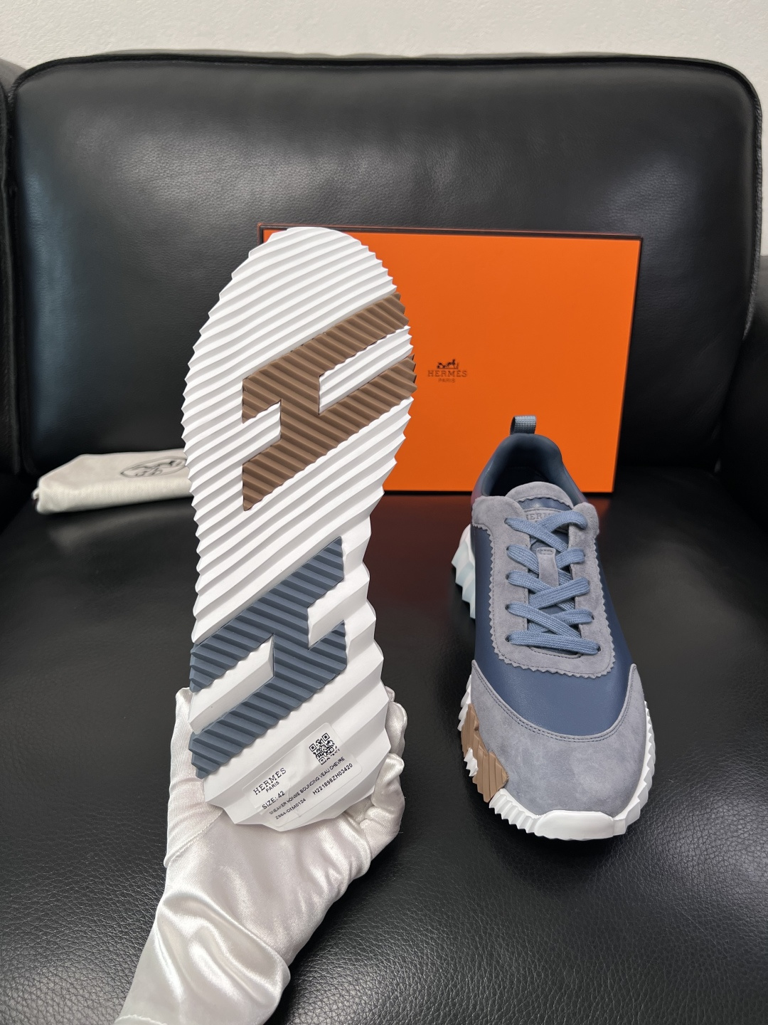 带飞机盒  Hermes  高品质  顶级工艺品  爱马仕 专柜同步发售原厂配置，意大利进口原版牛皮面料