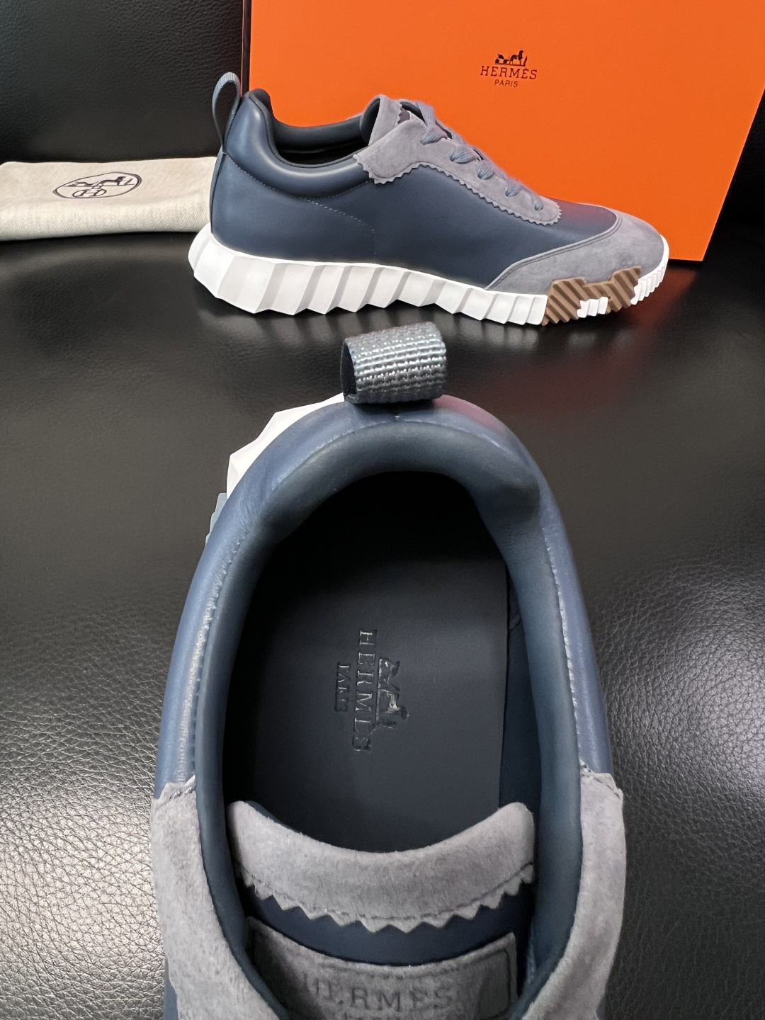 带飞机盒  Hermes  高品质  顶级工艺品  爱马仕 专柜同步发售原厂配置，意大利进口原版牛皮面料