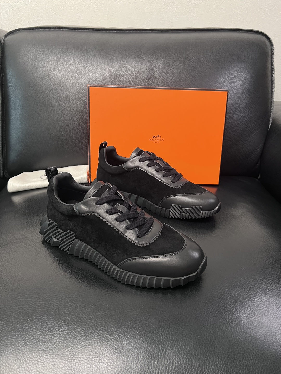 带飞机盒  Hermes  高品质  顶级工艺品  爱马仕 专柜同步发售原厂配置，意大利进口原版牛皮面料