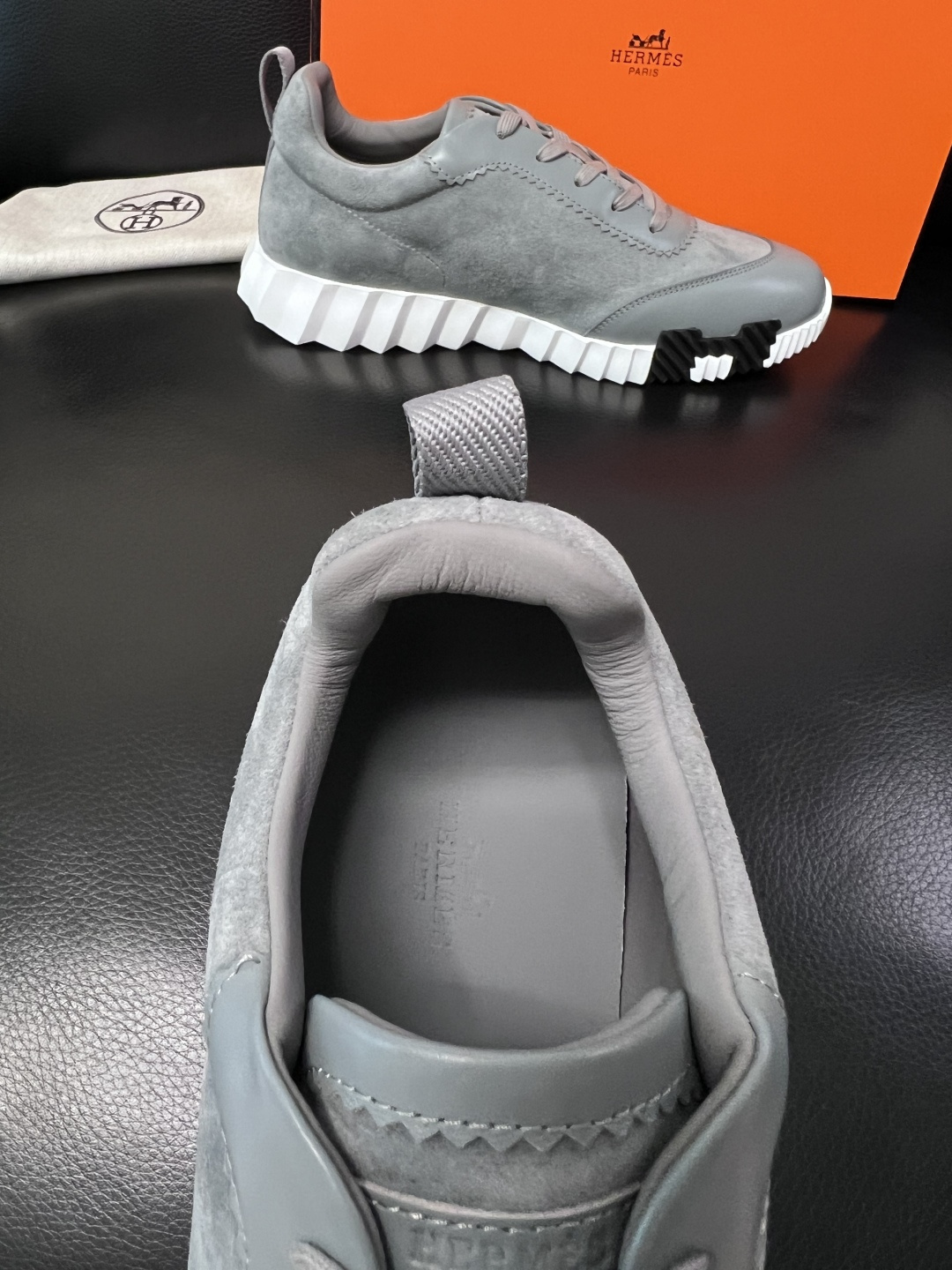 带飞机盒  Hermes  高品质  顶级工艺品  爱马仕 专柜同步发售原厂配置，意大利进口原版牛皮面料
