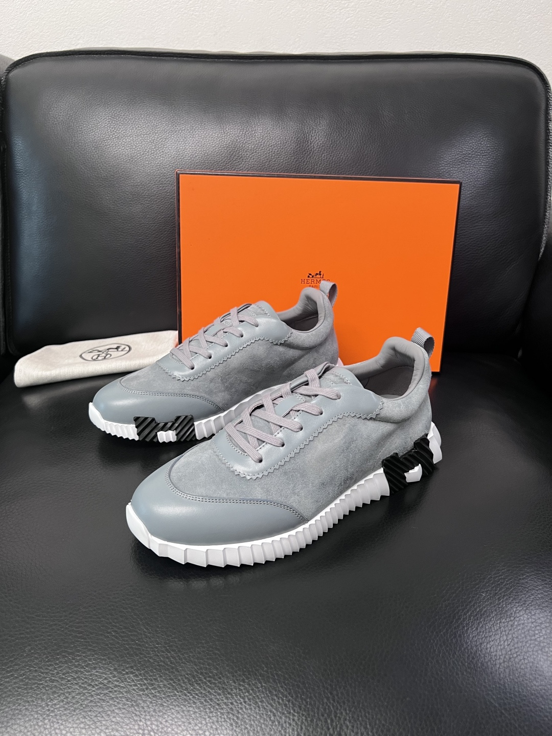 带飞机盒  Hermes  高品质  顶级工艺品  爱马仕 专柜同步发售原厂配置，意大利进口原版牛皮面料